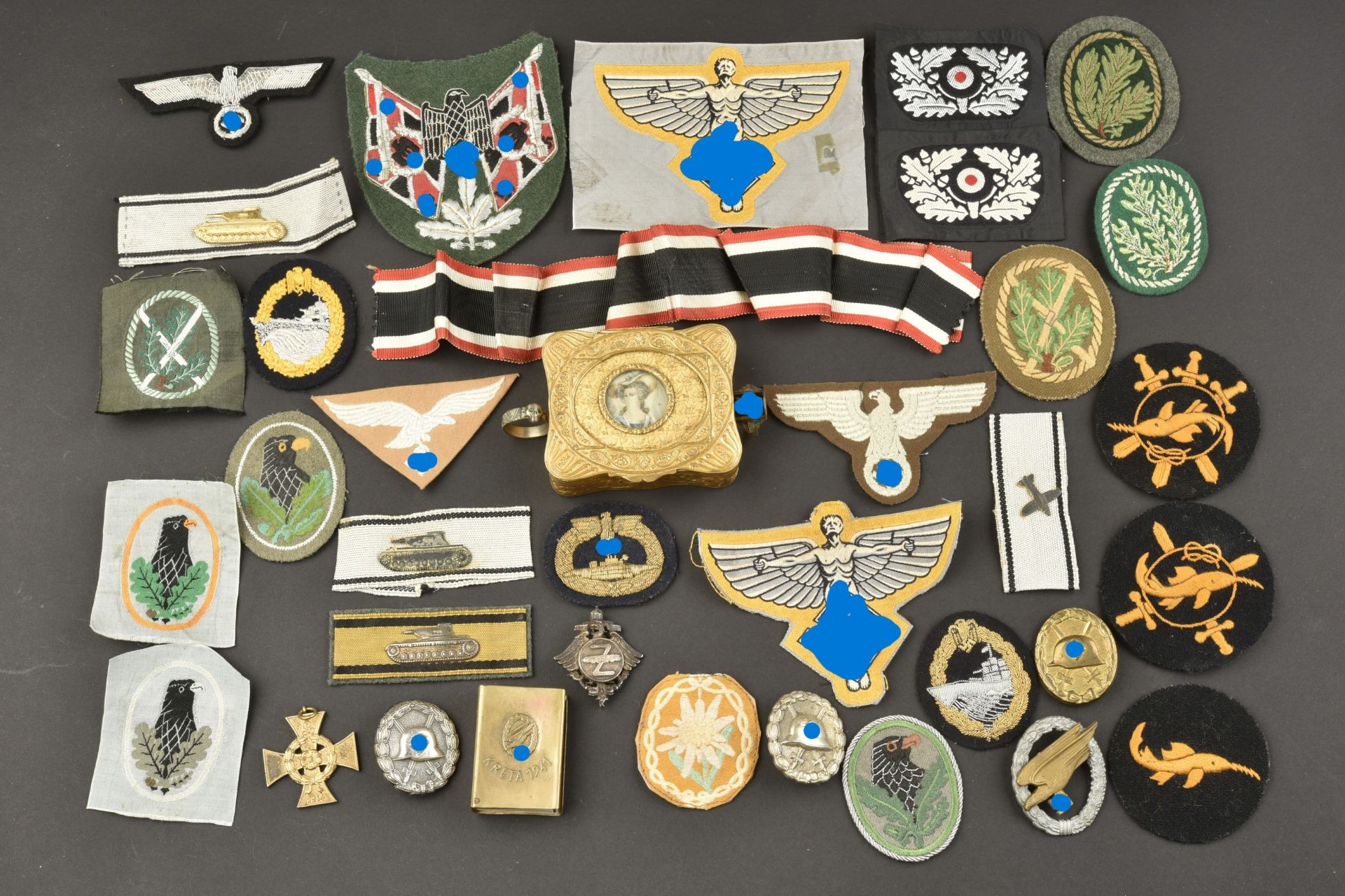 Reproductions d insignes allemand. Reproductions of German badges.