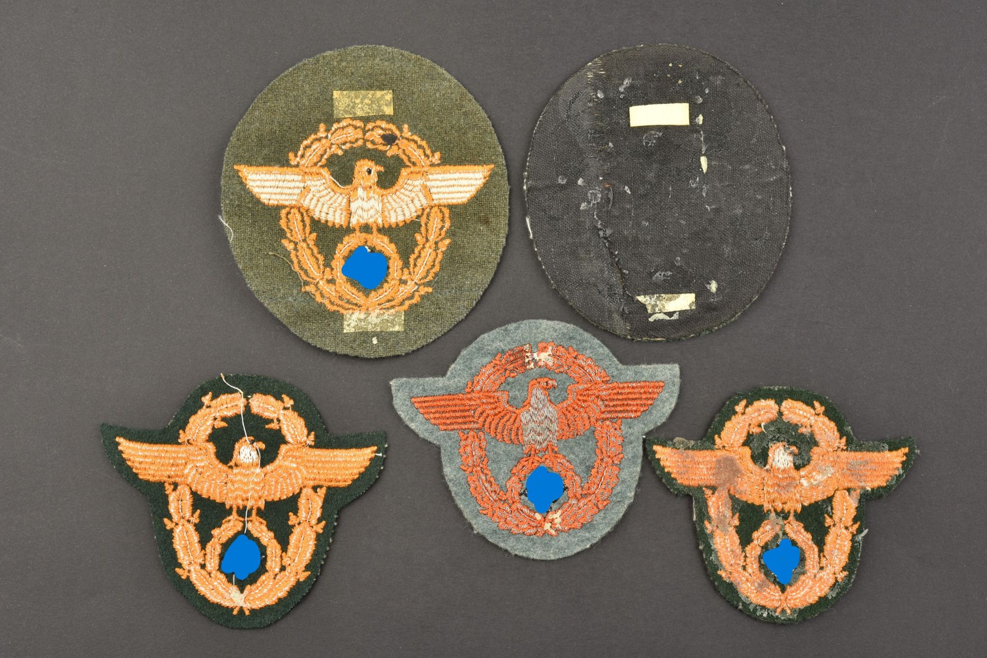 Insignes Gendarmerie. Gendarmerie badges. - Bild 2 aus 2