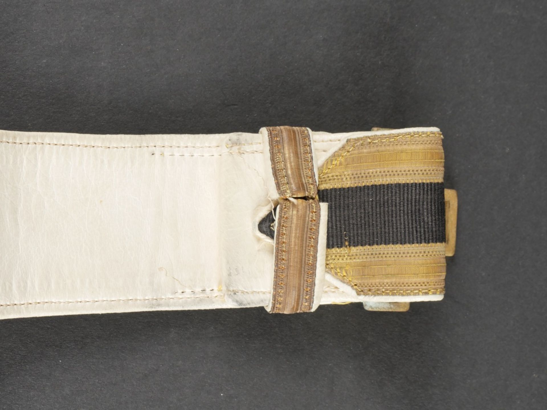 Lot de deux ceinturons dÕ-officier de la MVSN. Set of two MVSN officer s belts. - Bild 13 aus 19