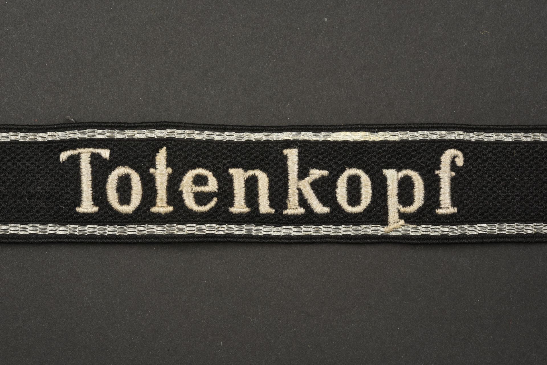 Bande de bras Totenkopf. Totenkopf cufftitlles. - Image 4 of 4