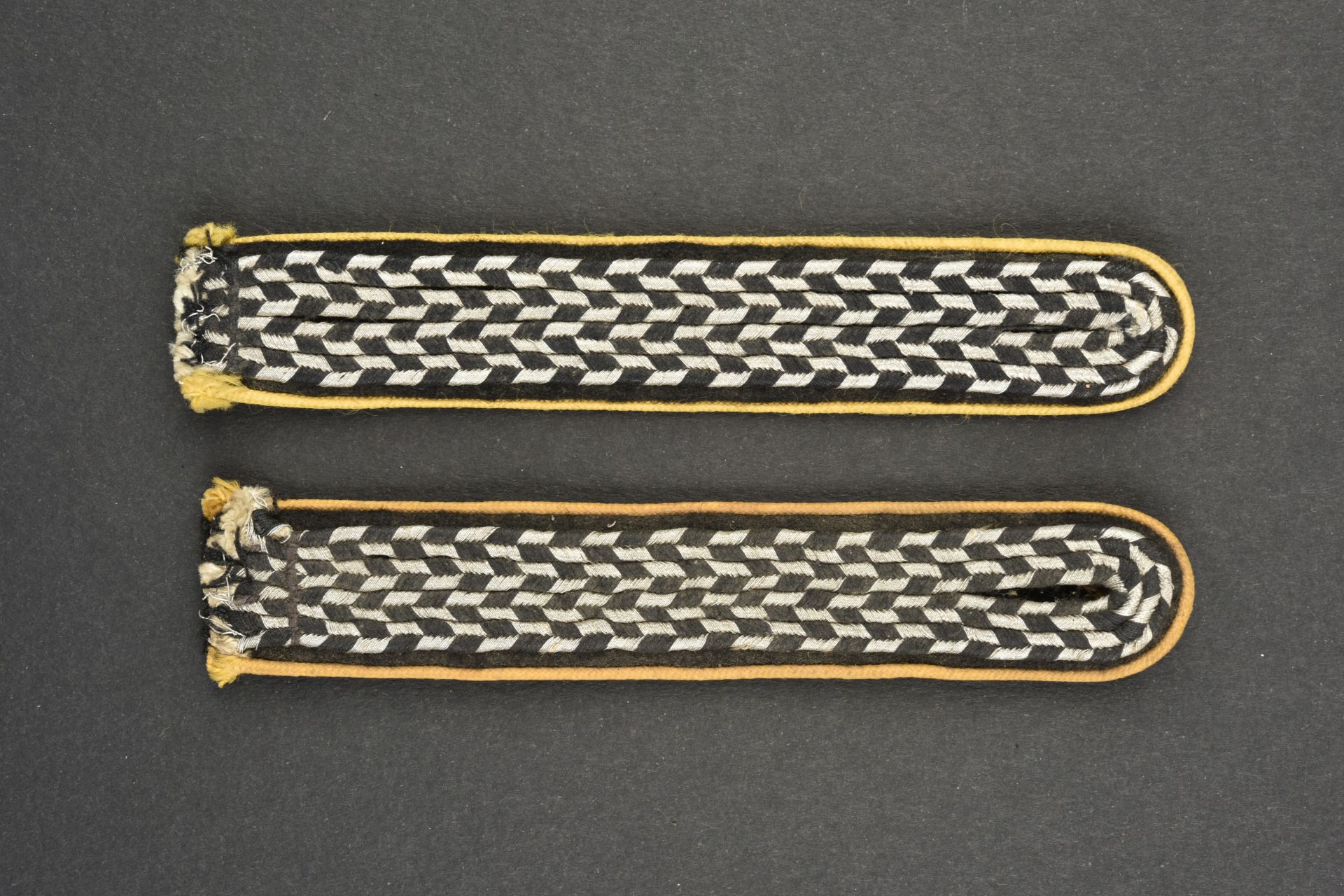Pattes d'Žpaule NSKK. NSKK shoulder straps.