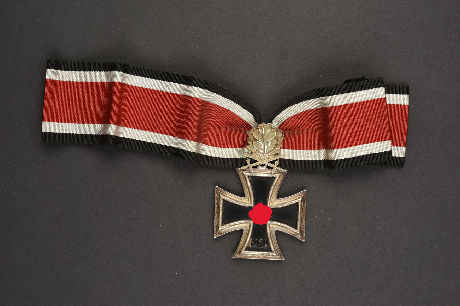 Reproduction de Croix de Chevalier. Reproduction of a Knight s Cross. - Image 9 of 17