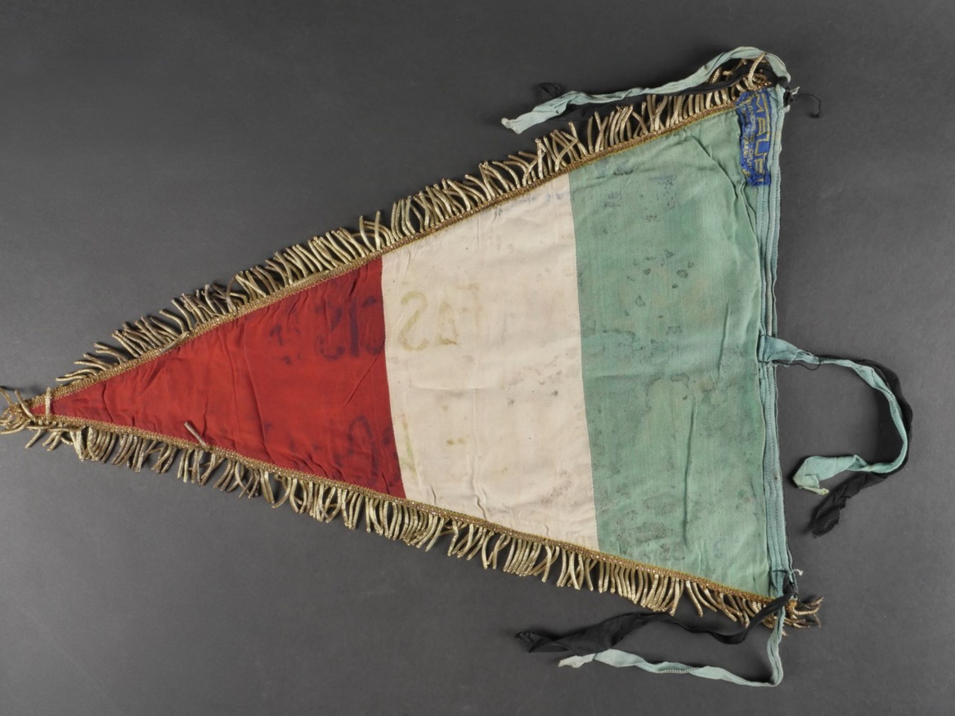 Fanion de la section fasciste de Melun. Melun fascist section pennant. - Image 6 of 11