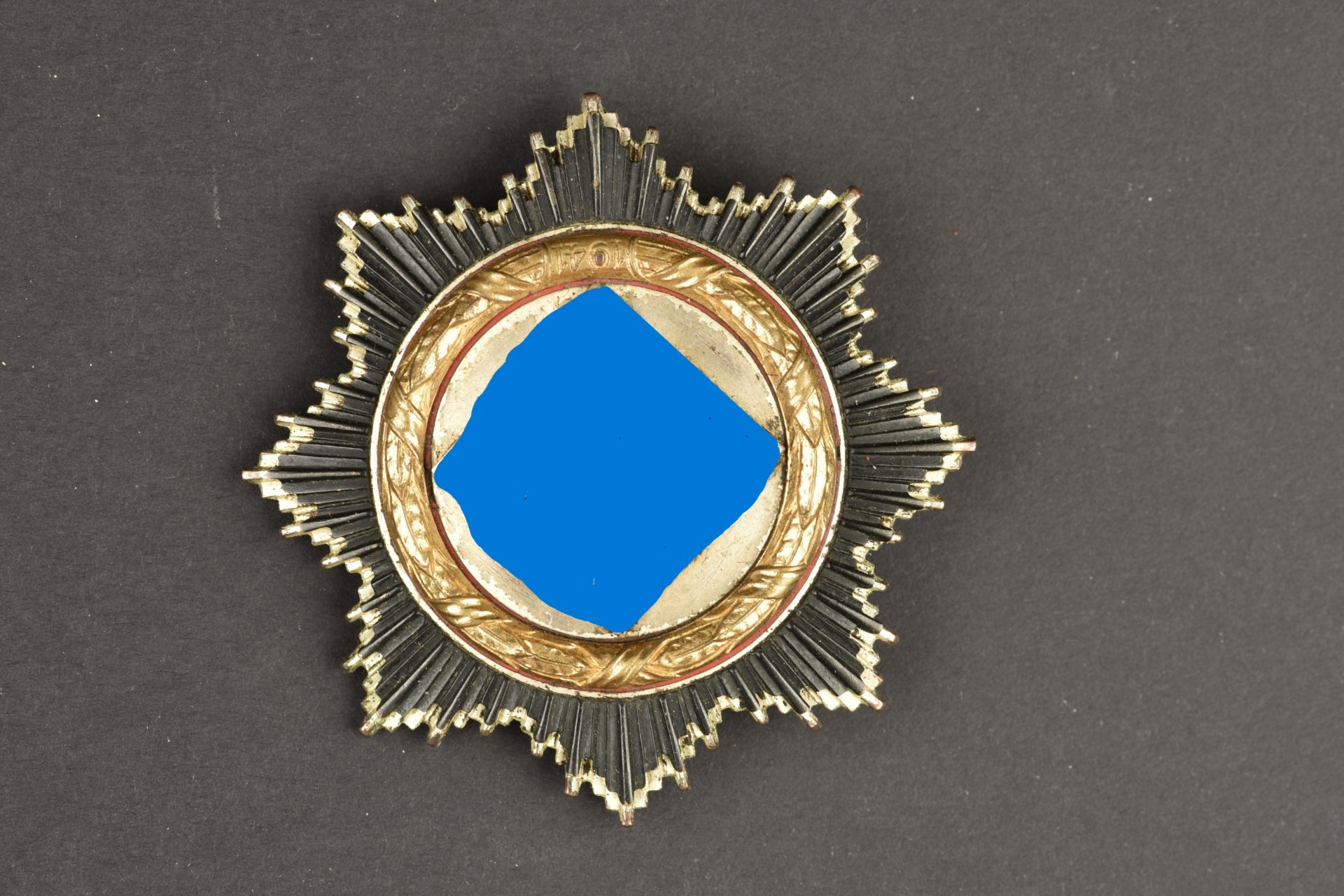 Deutsches Kreuz in Gold. 