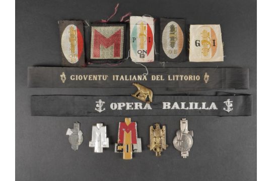 Lot d'insigne des Jeunesses Fascistes. Set of Fascist Youth badges. - Bild 1 aus 18