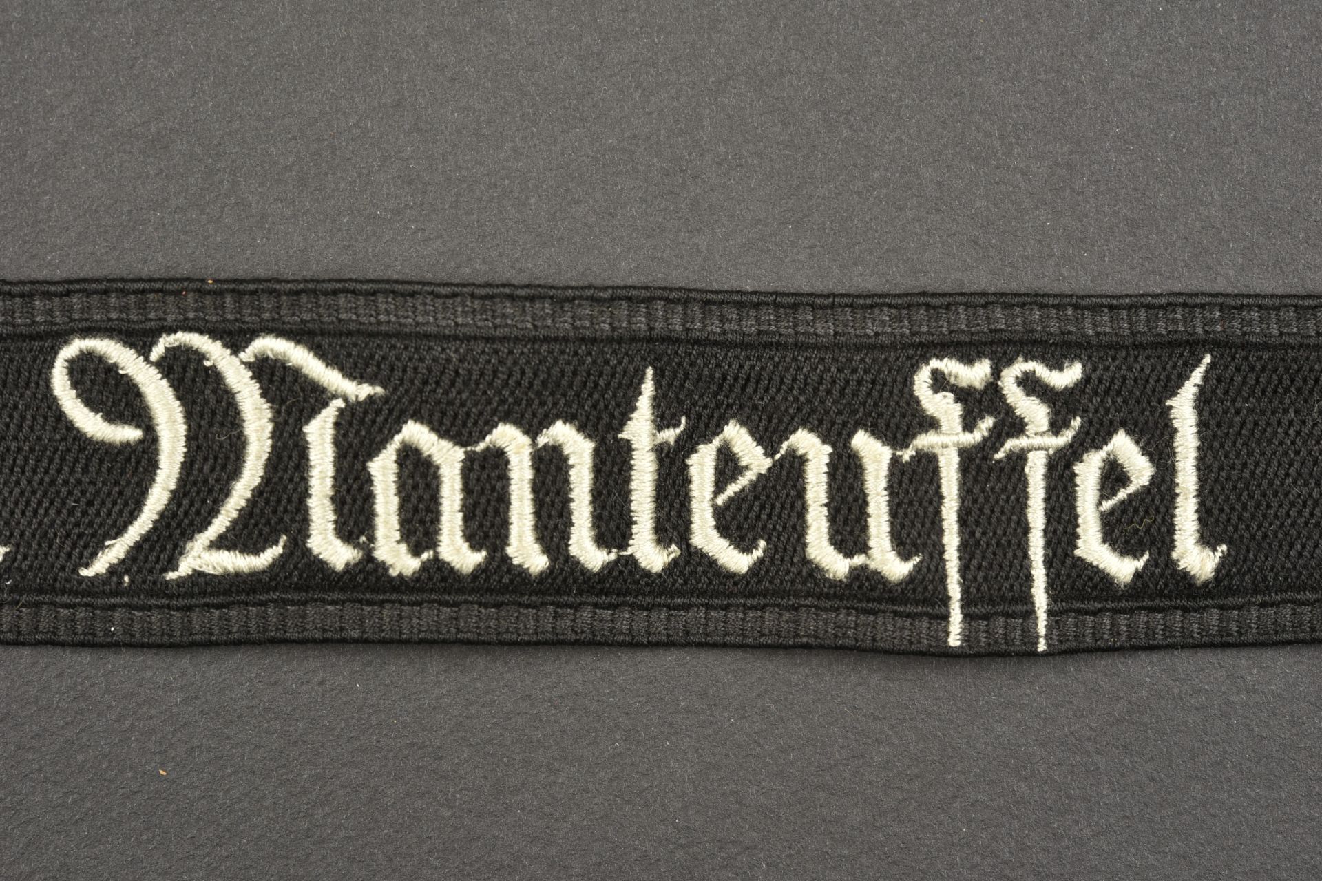 Bande de bras Manteuffel. Manteuffel cuff tittle.  - Image 2 of 4