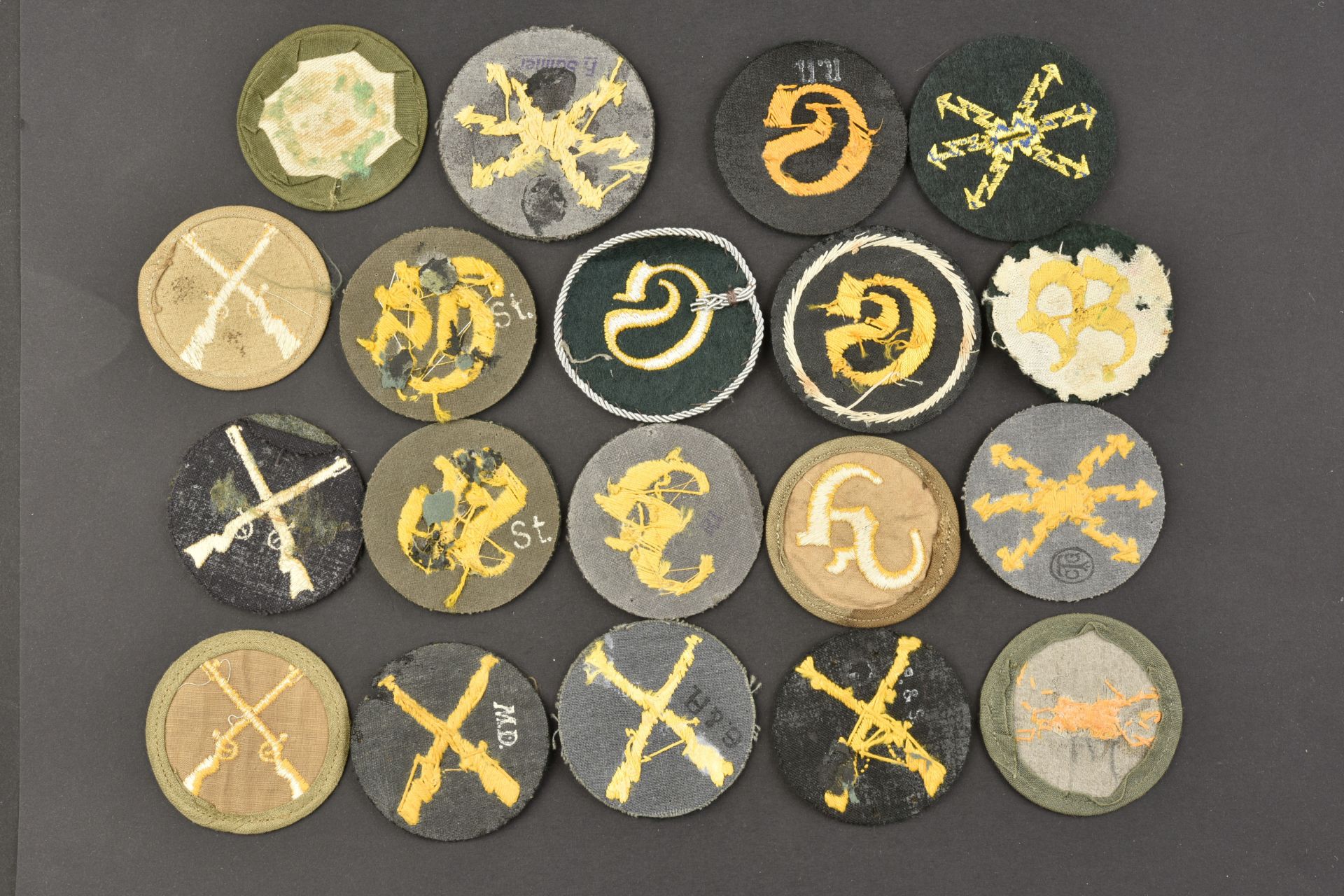 Insignes de specialite de la Heer. Heer specialty badges. - Bild 3 aus 3