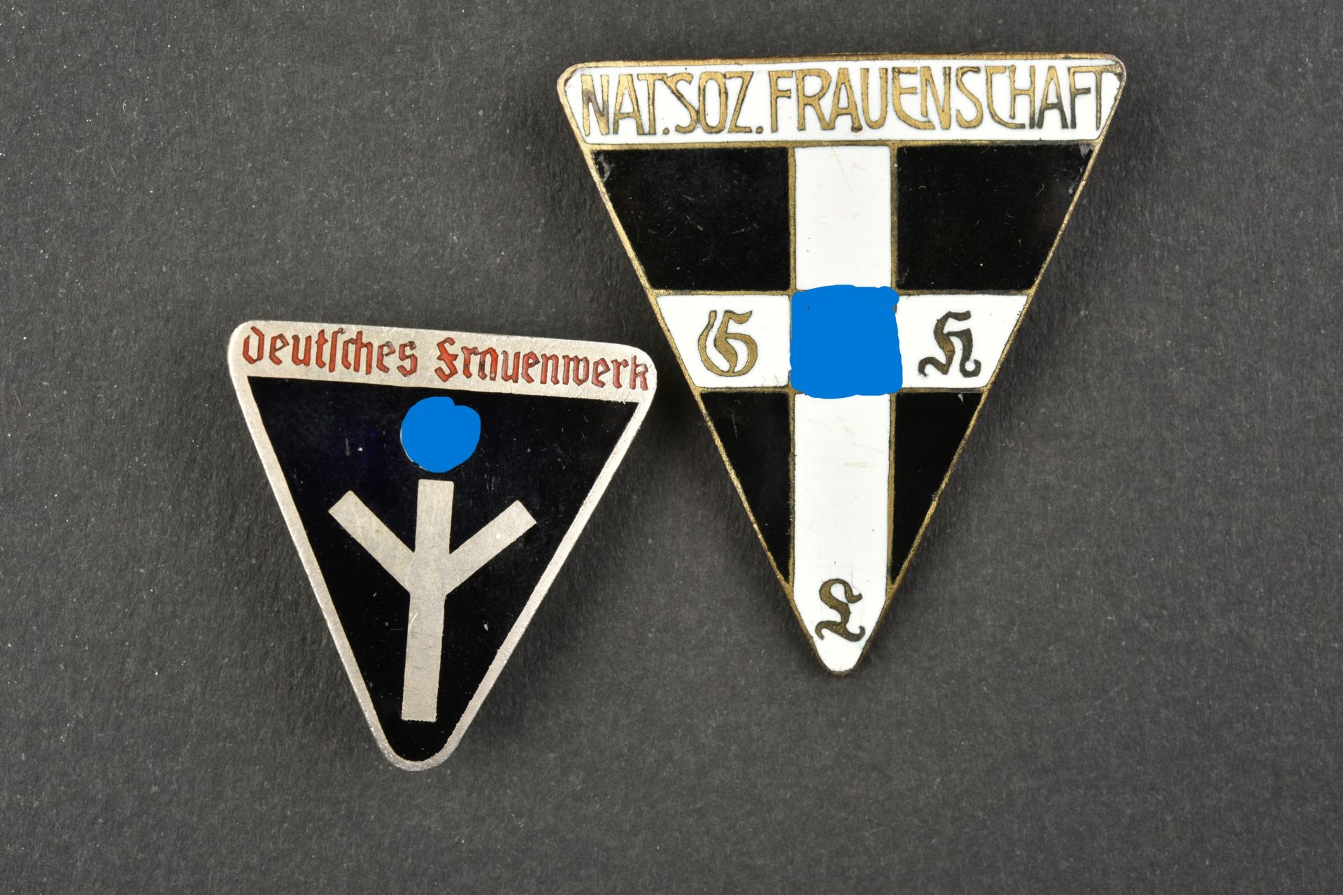 Insignes NS Frauenschaft. NSF insignia.