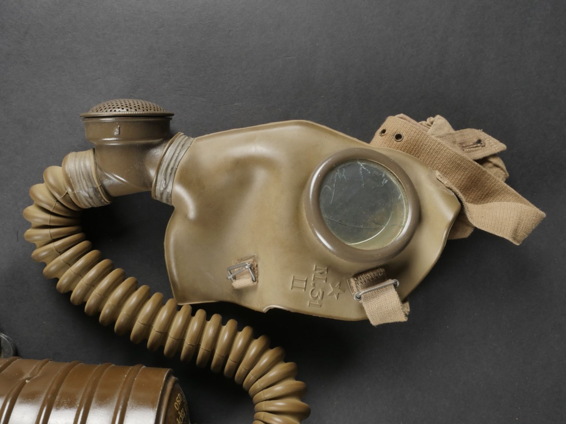 Masques anti-gaz. Gas masks. - Image 9 of 19
