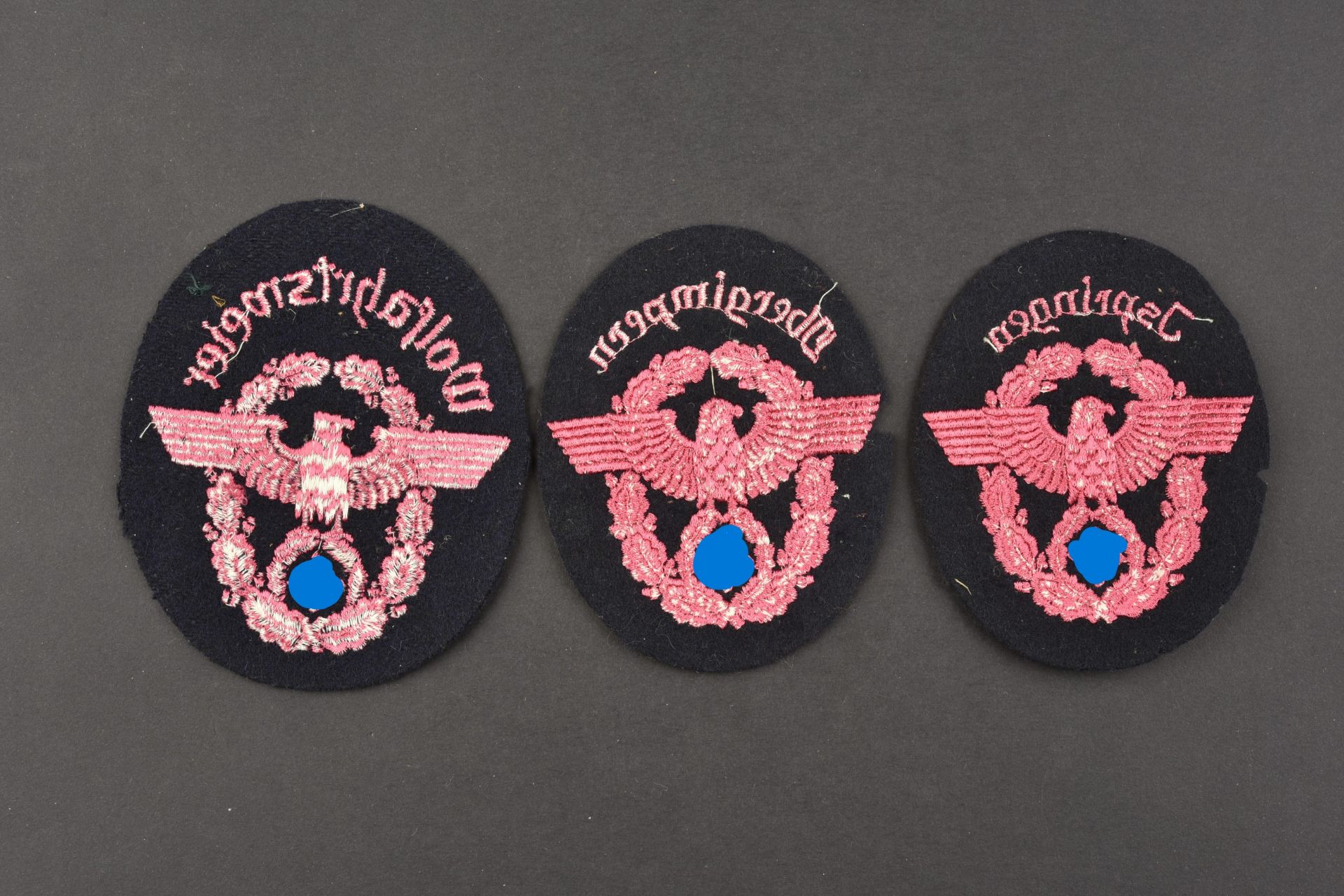 Insignes de manche de pompier. Fireman's sleeve badges.  - Bild 2 aus 2