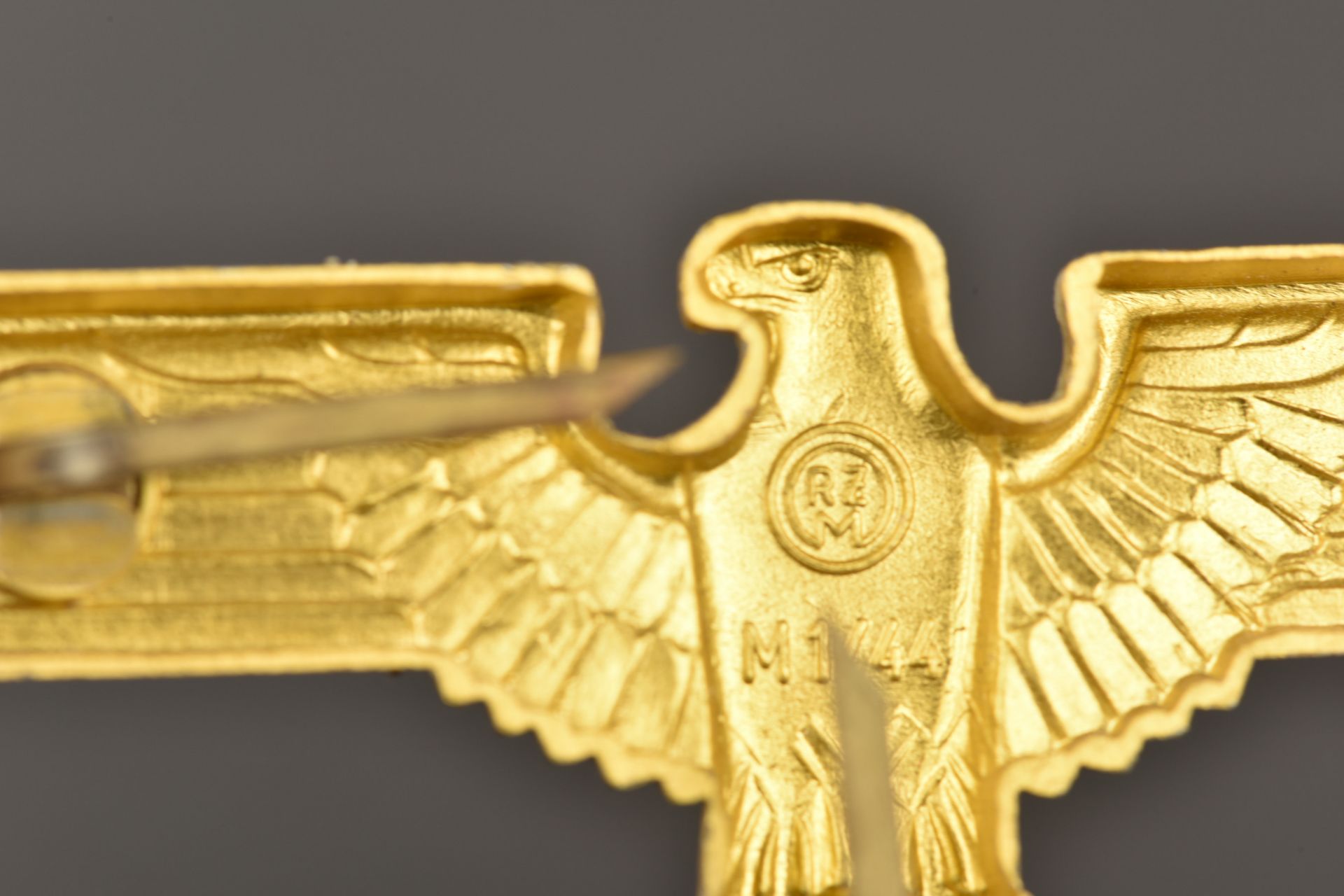 Aigle de coiffure allemande. German cap eagle. - Image 3 of 4