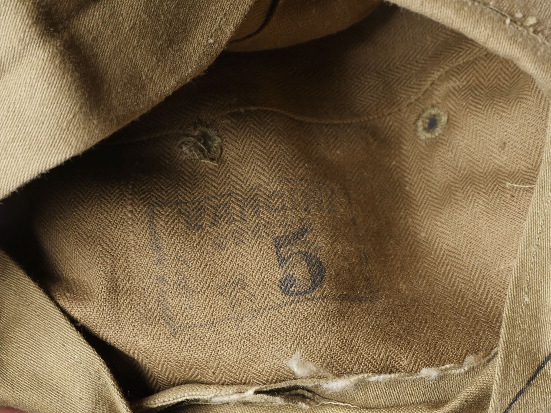 Casquette modele 42. Cap model 42. - Image 13 of 16