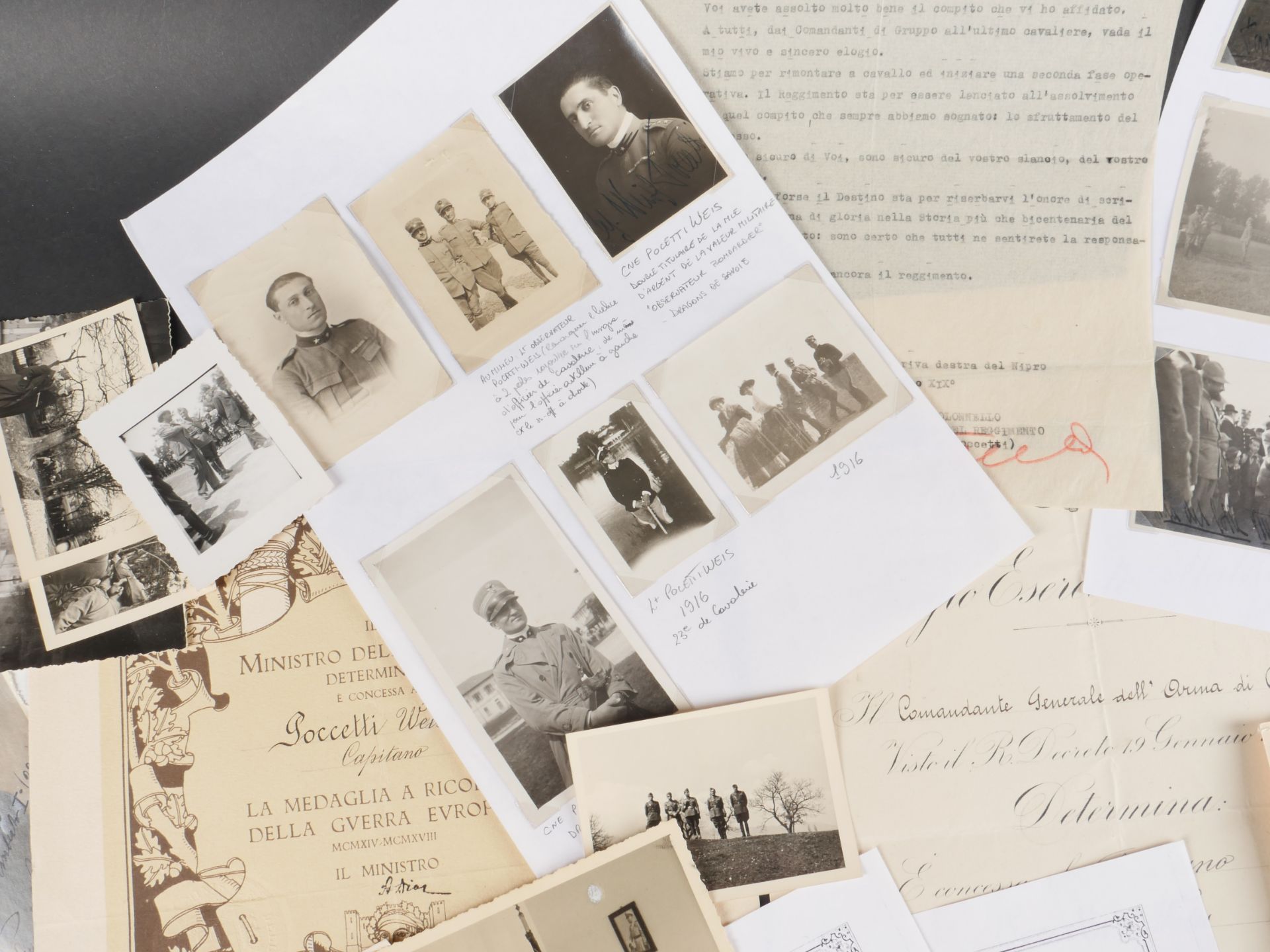 Ensemble de documents de Poccetti Weiss. Set of documents from Poccetti Weiss. - Image 4 of 9