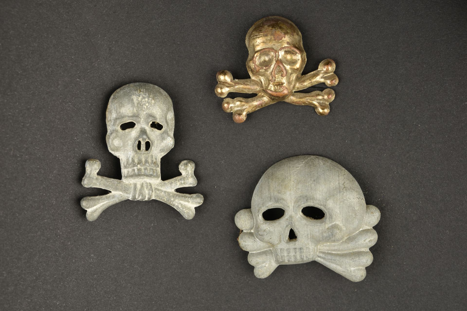 Tetes de mort cavalerie. Cavalry skulls.