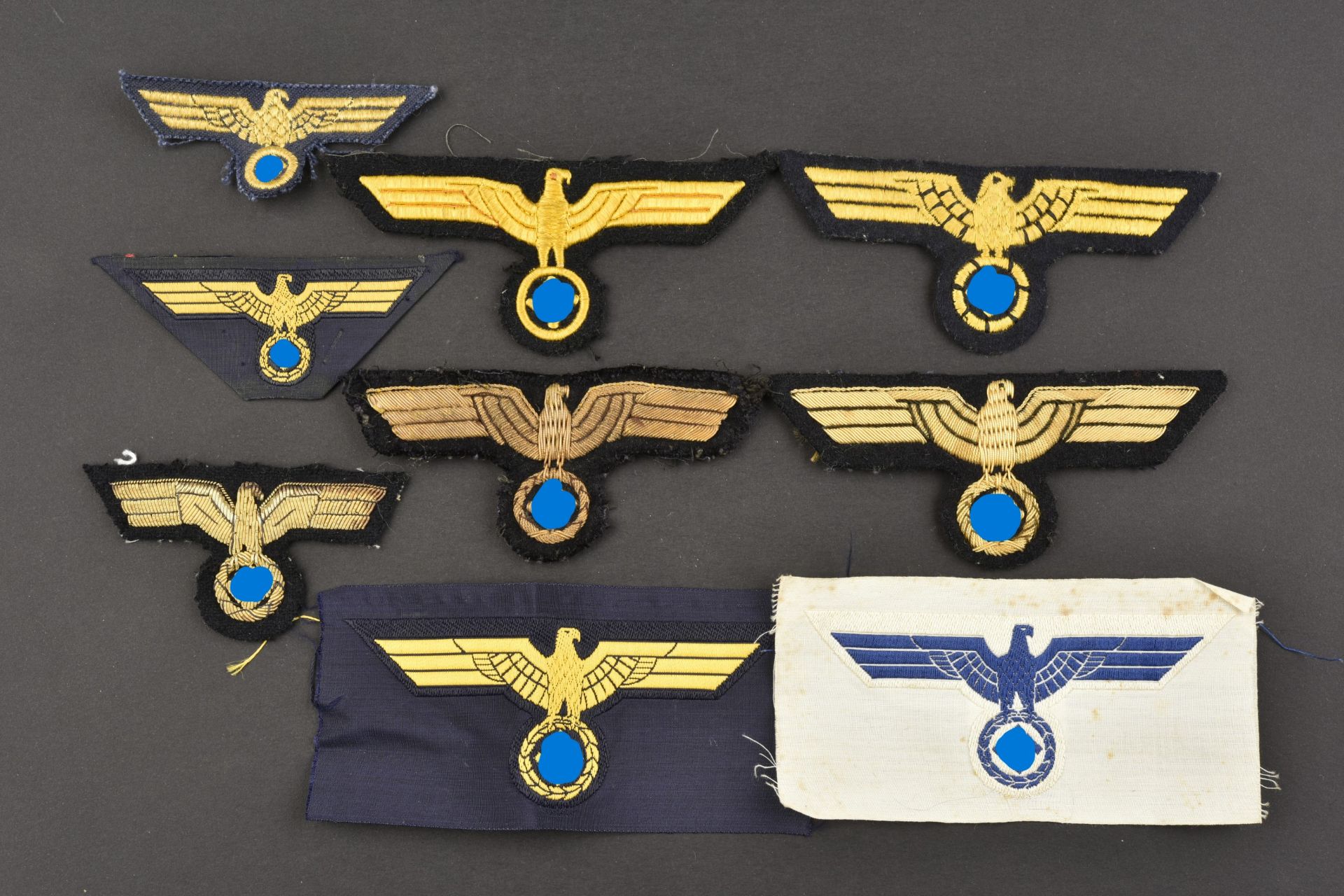 Insignes Kriegsmarine. Kriegsmarine insignia.