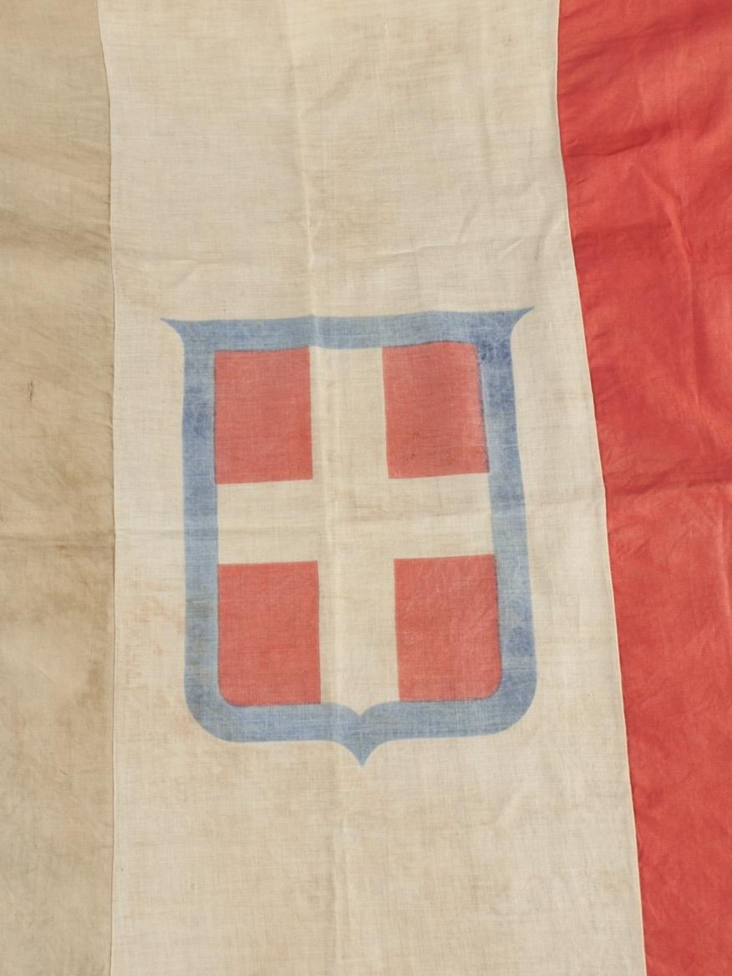 Lot de drapeaux et fanions. Lot of flags and pennants. - Image 3 of 19