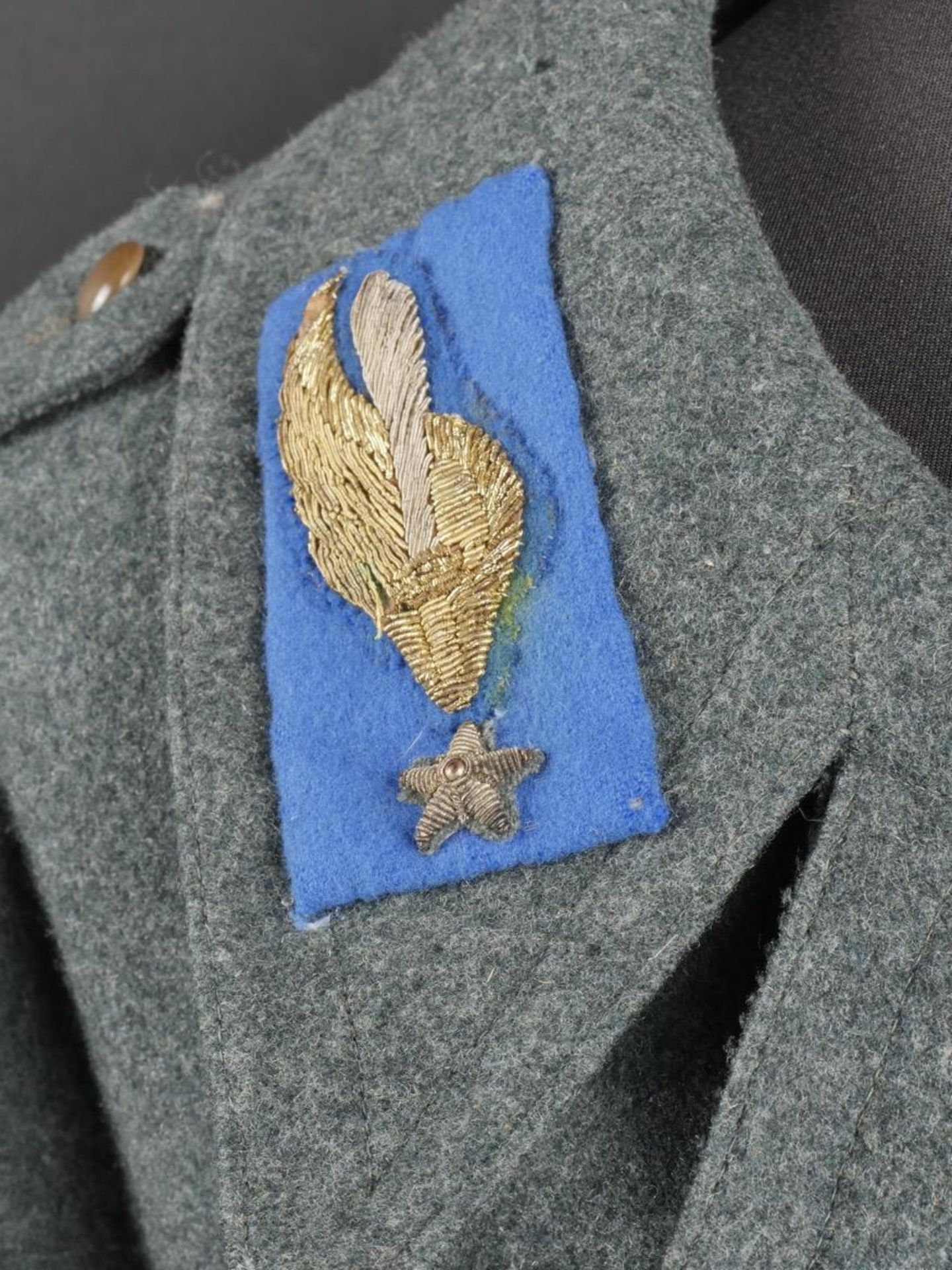Capote de capitaine des troupes parachutistes. Captain s parachute capote. - Image 4 of 19