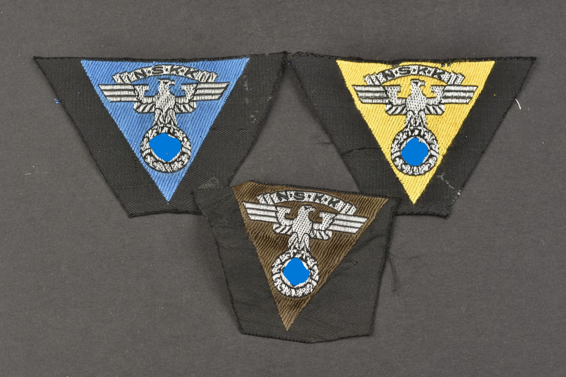 Aigles de calot NSKK. NSKK cap badges.