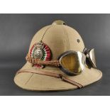 Casque tropicale du 53eme Regiment dInfanterie. Tropical helmet of the 53rd Infantry Regiment.