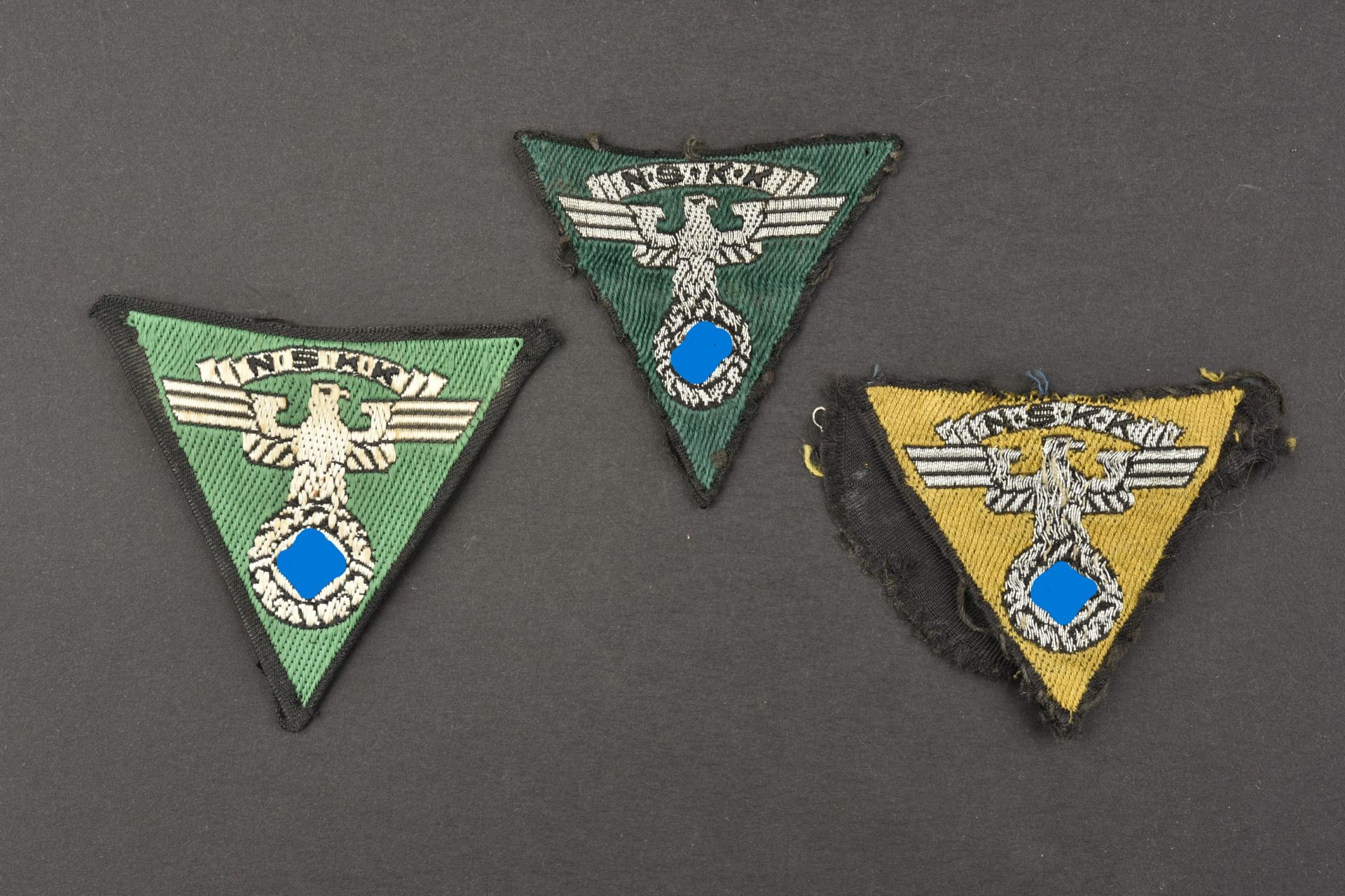 Insignes de calot NSKK. NSKK cap badges. 