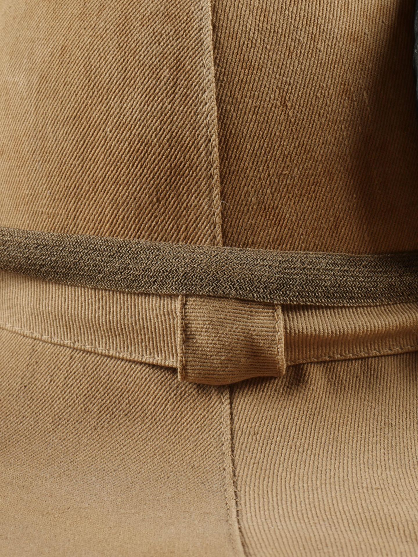 Casque tropicale du 8eme Regiment Bersaglieri. Tropical helmet of the 8th Bersaglieri Regiment. - Image 8 of 19