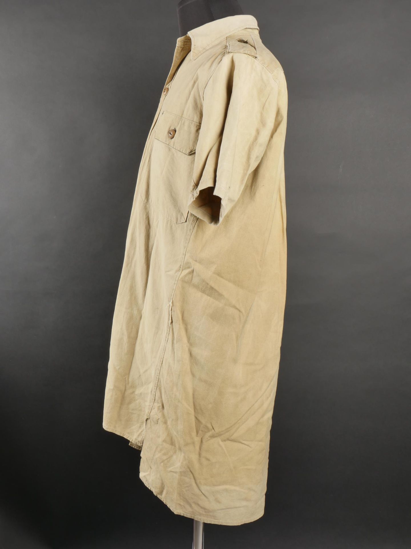 Chemise troupe. Troop shirt. - Image 10 of 18