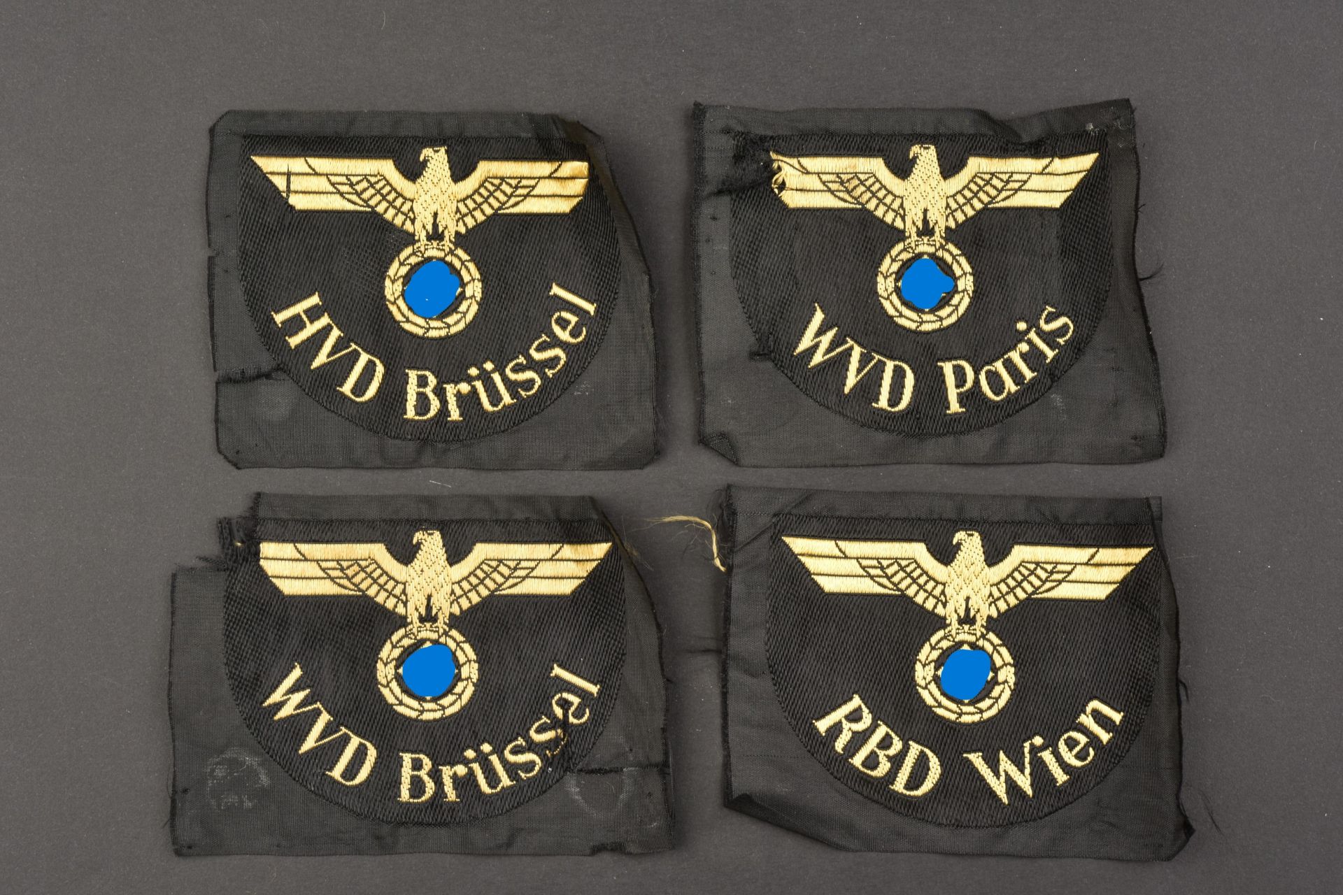 Insignes Reichsbahn. Reichsbahn insignia.