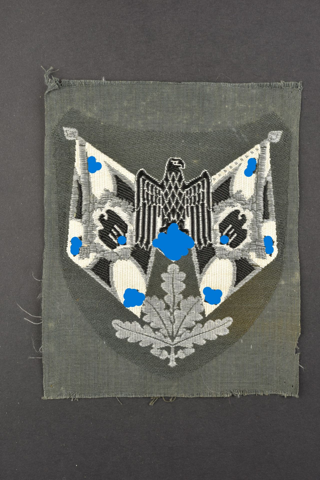Insigne porte drapeau infanterie. Badge infantry flag bearer.