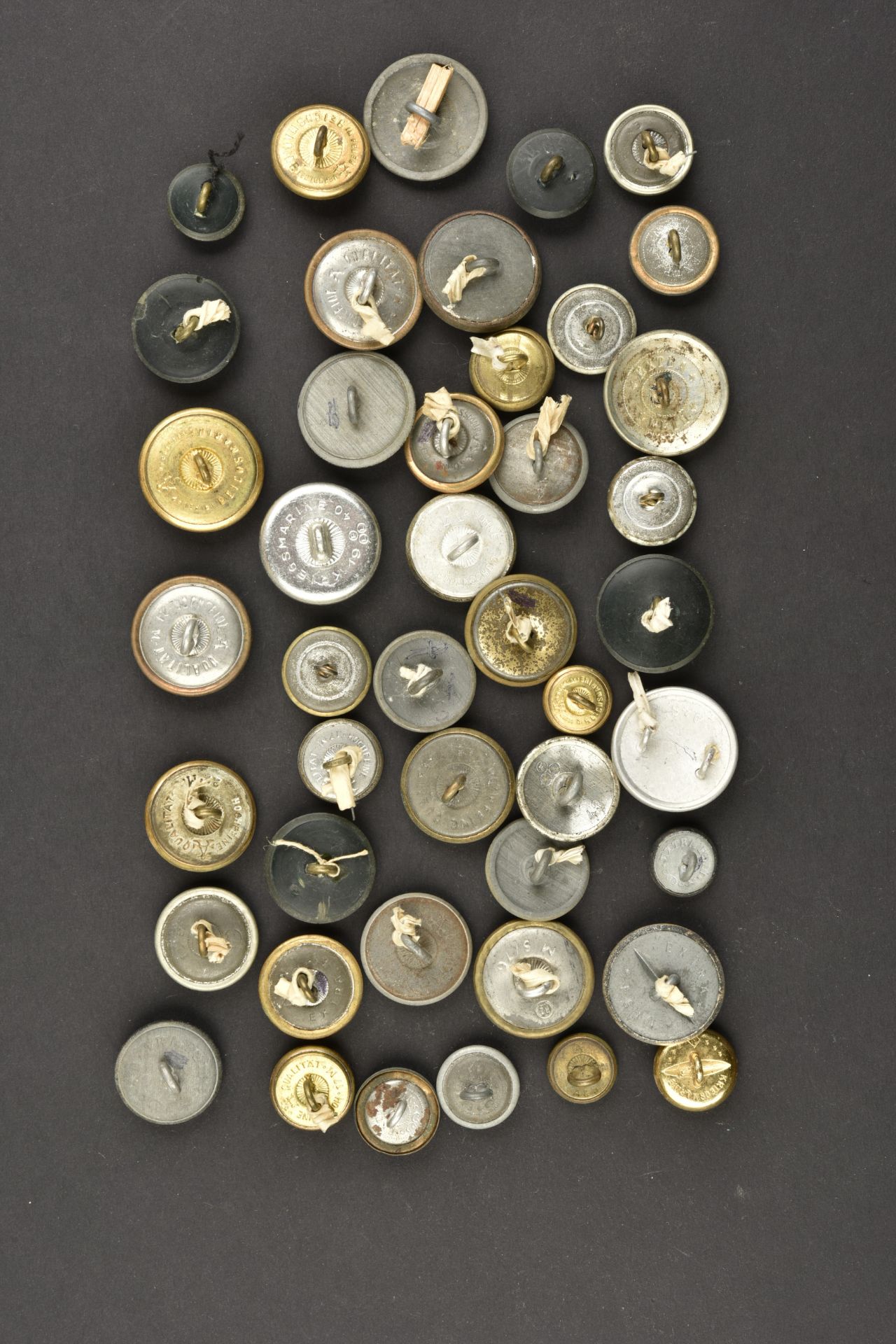 Boutons allemand. German buttons. - Image 2 of 2