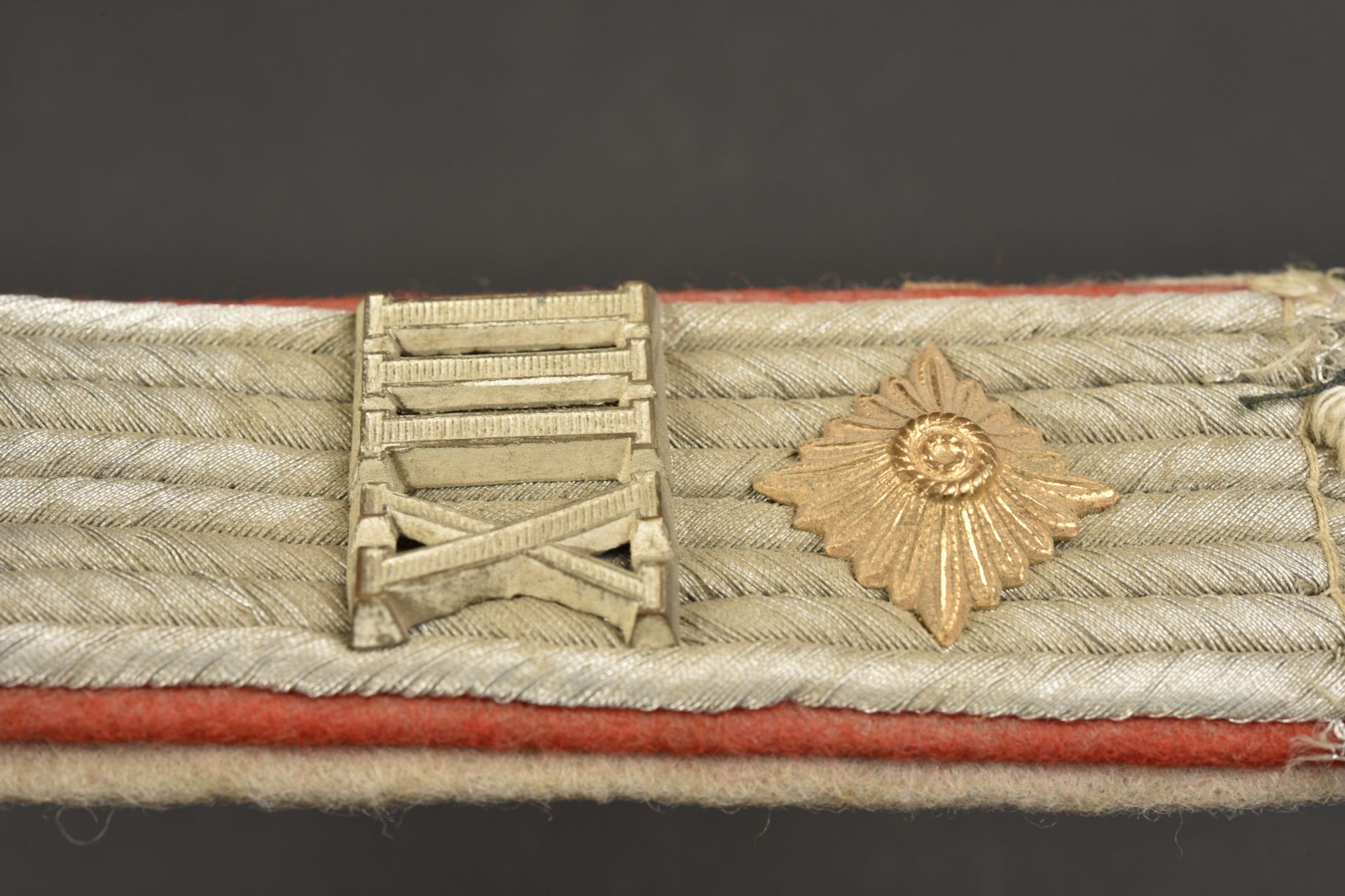 Insignes Feldgendarmerie. Field Gendarmerie badges.  - Image 2 of 3