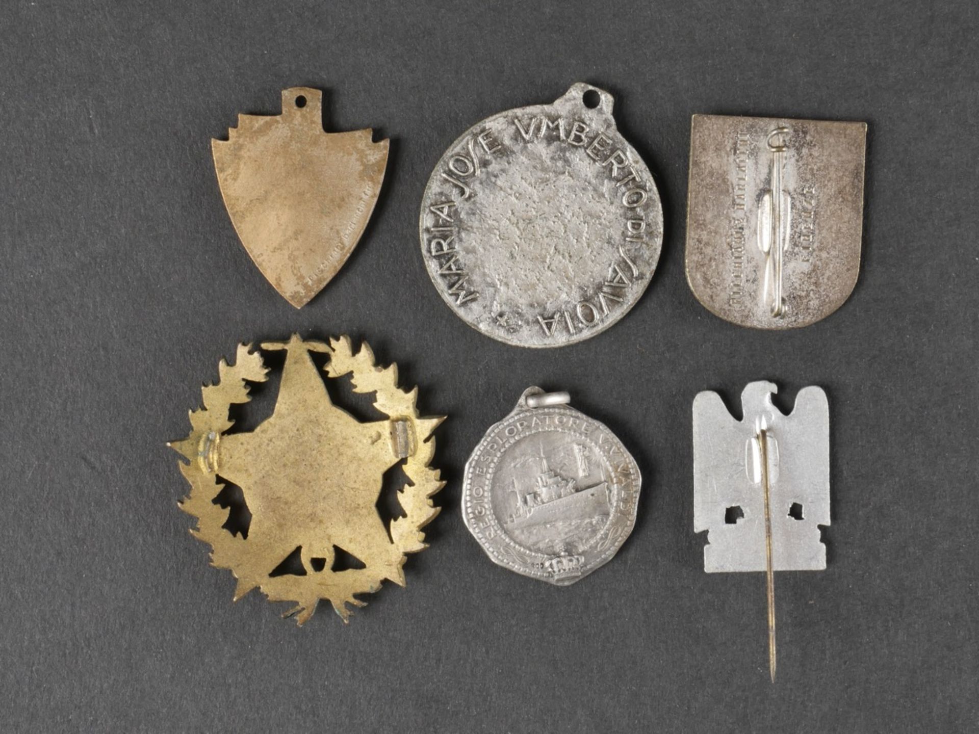 Lot de 21 insignes civils et militaires. Lot of 21 civilian and military badges. - Image 7 of 9