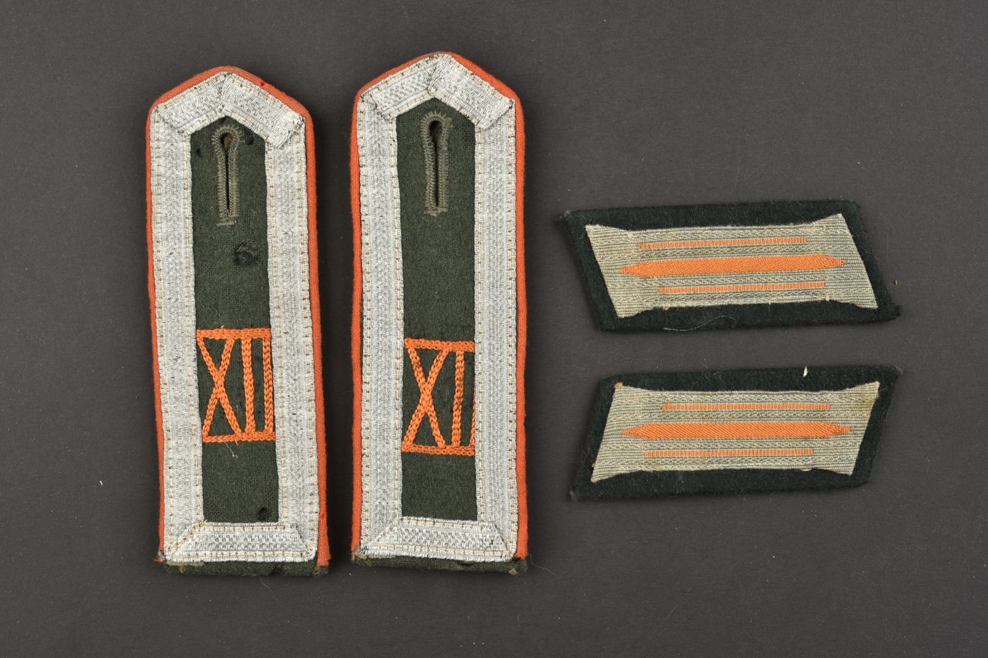 Insignes Feldgendarmerie. Field Gendarmerie badges.