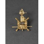 Insigne de casque tropical de la 215eme Cohorte de Chemises Noires. Tropical helmet badge of the 215