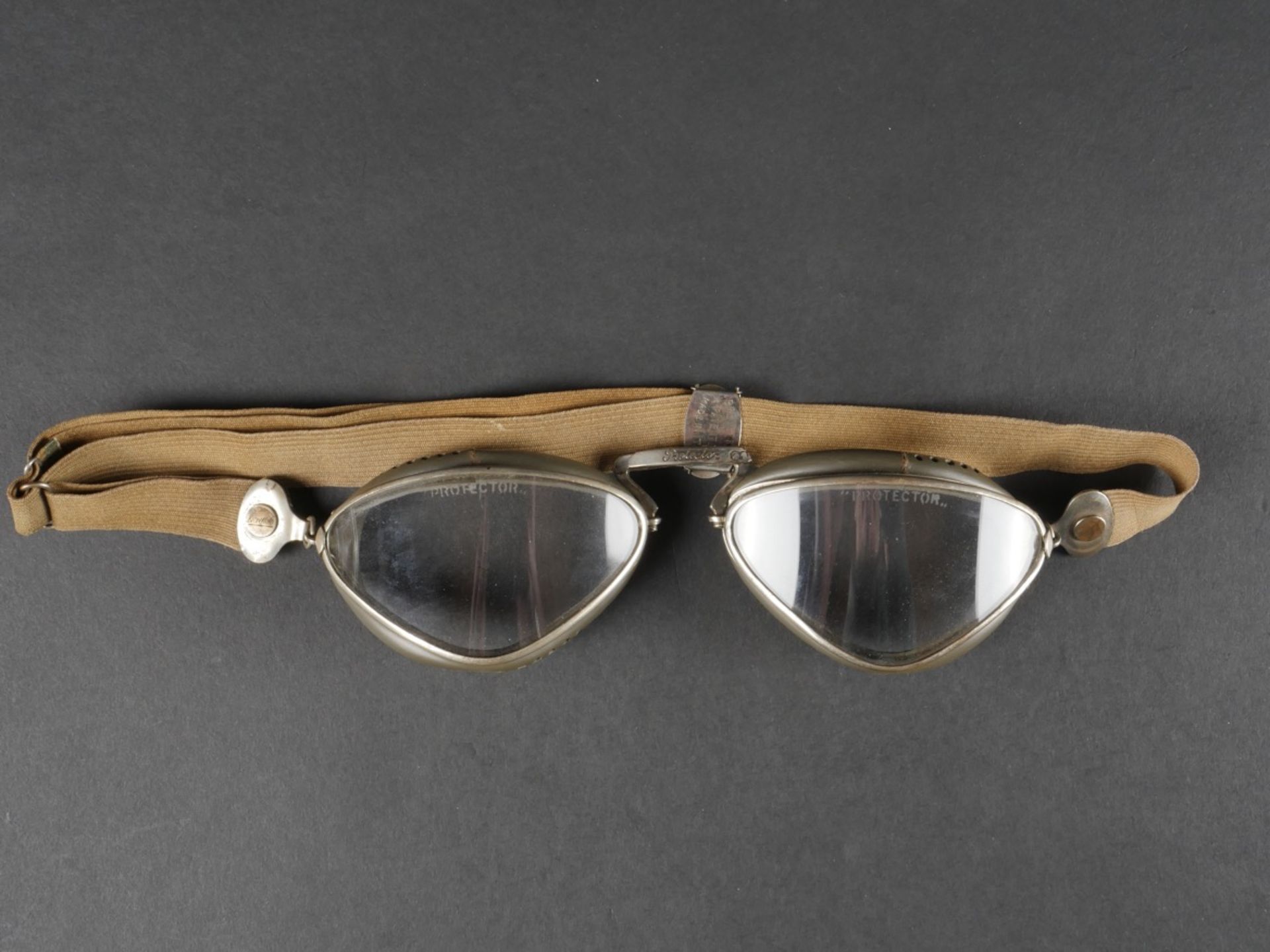 Lunette anti-poussiere pour officier. Officer s dust goggle. - Image 2 of 18