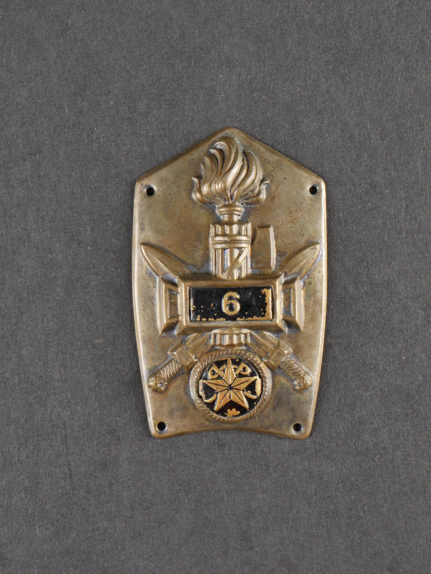 Insigne de calot de la 6eme Legion de Chemises Noires. 6th Black Shirt Legion cap badge.