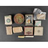 Ensemble dobjets du soldat. Set of soldier s items.