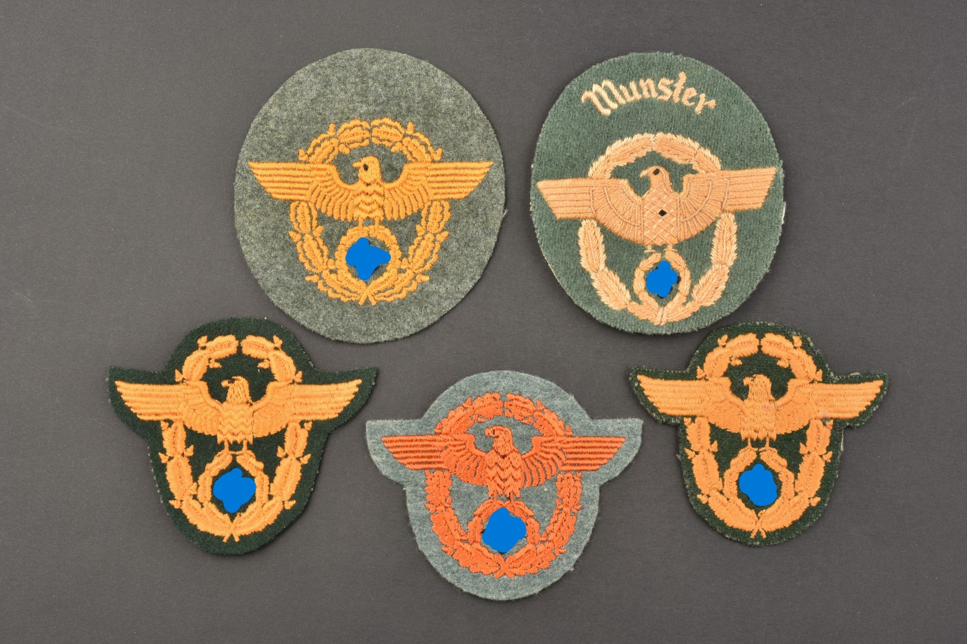 Insignes Gendarmerie. Gendarmerie badges.