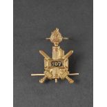 Insigne de casque tropical de la 107eme Legion de Chemises Noires. Tropical helmet badge of the 107t