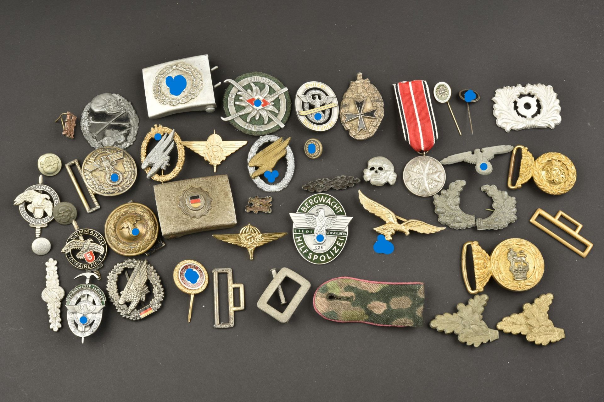 Reproductions d insignes allemand. Reproductions of German badges.