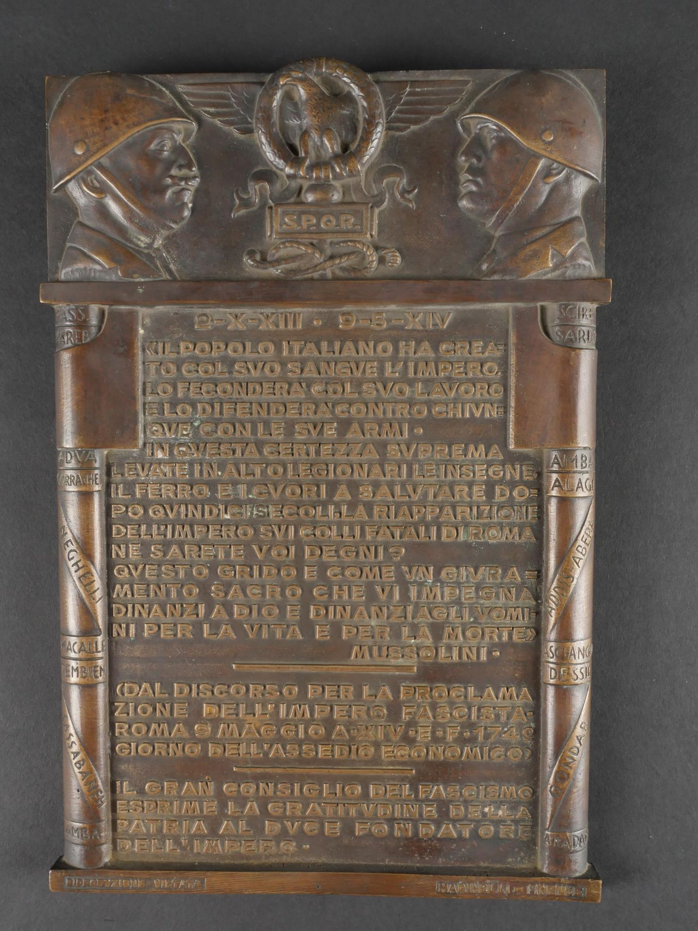 Plaque commemorative de la creation de lEmpire italien en 1935. Plaque commemorating the creation o