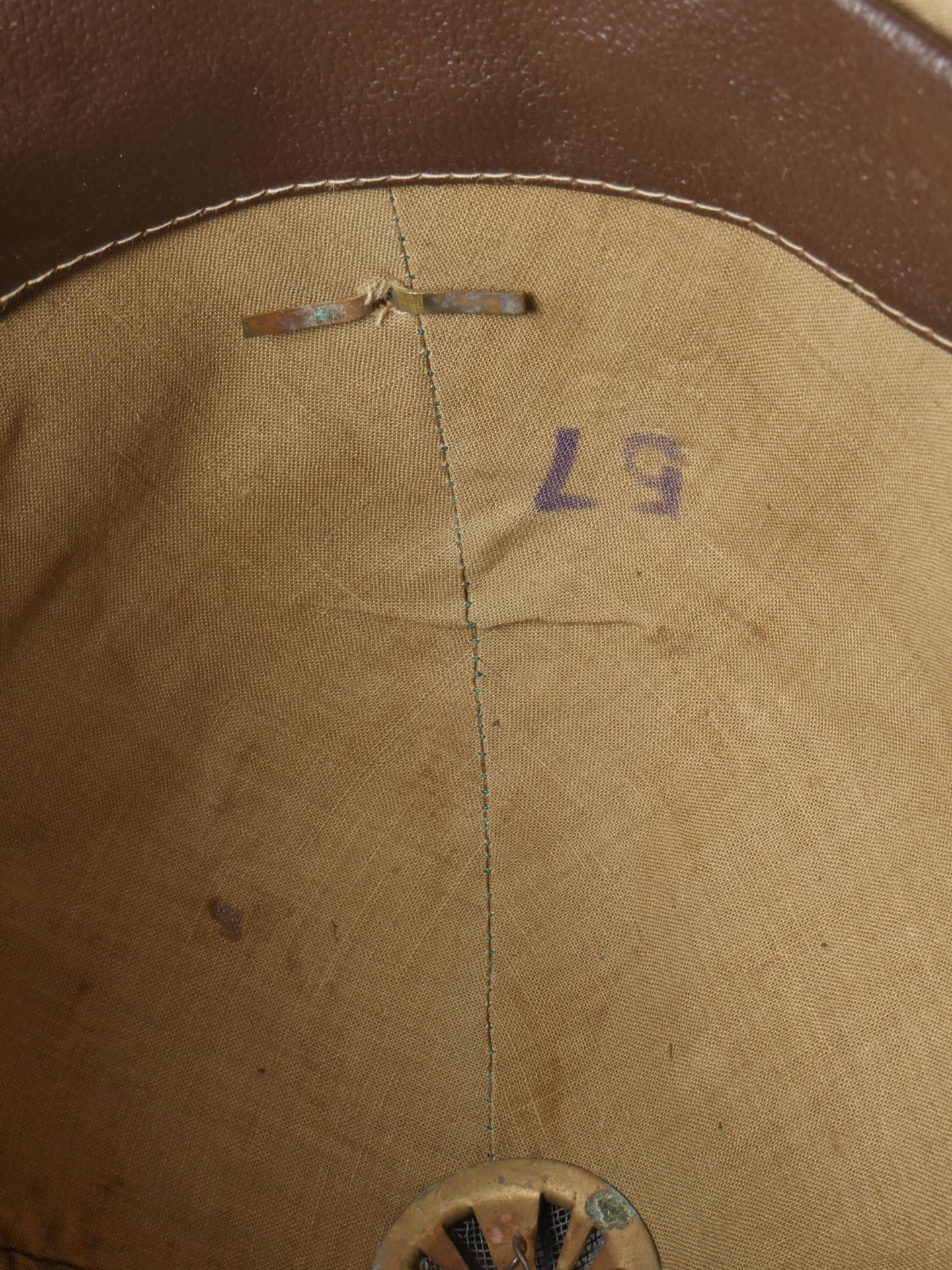 Casque tropicale du 53eme Regiment dInfanterie. Tropical helmet of the 53rd Infantry Regiment. - Image 16 of 19