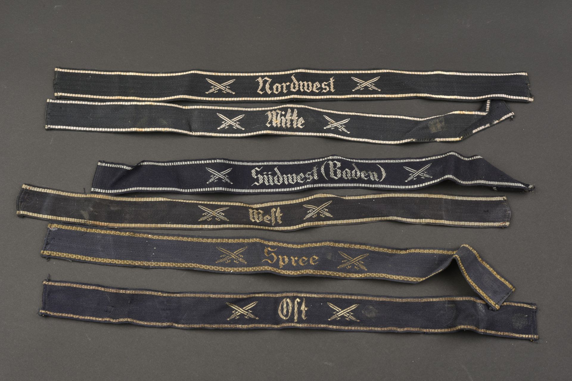 Bandes de bras anciens combattants. Veteran arm bands.