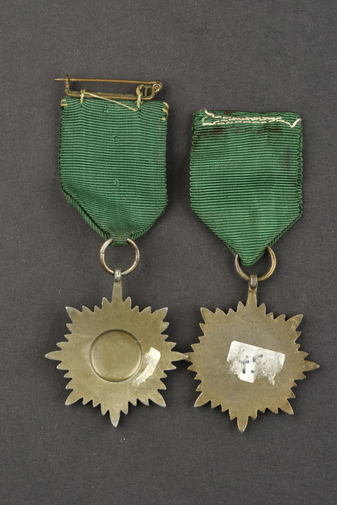 Medailles des volontaires de l Est. Eastern volunteers  medals. - Image 2 of 2