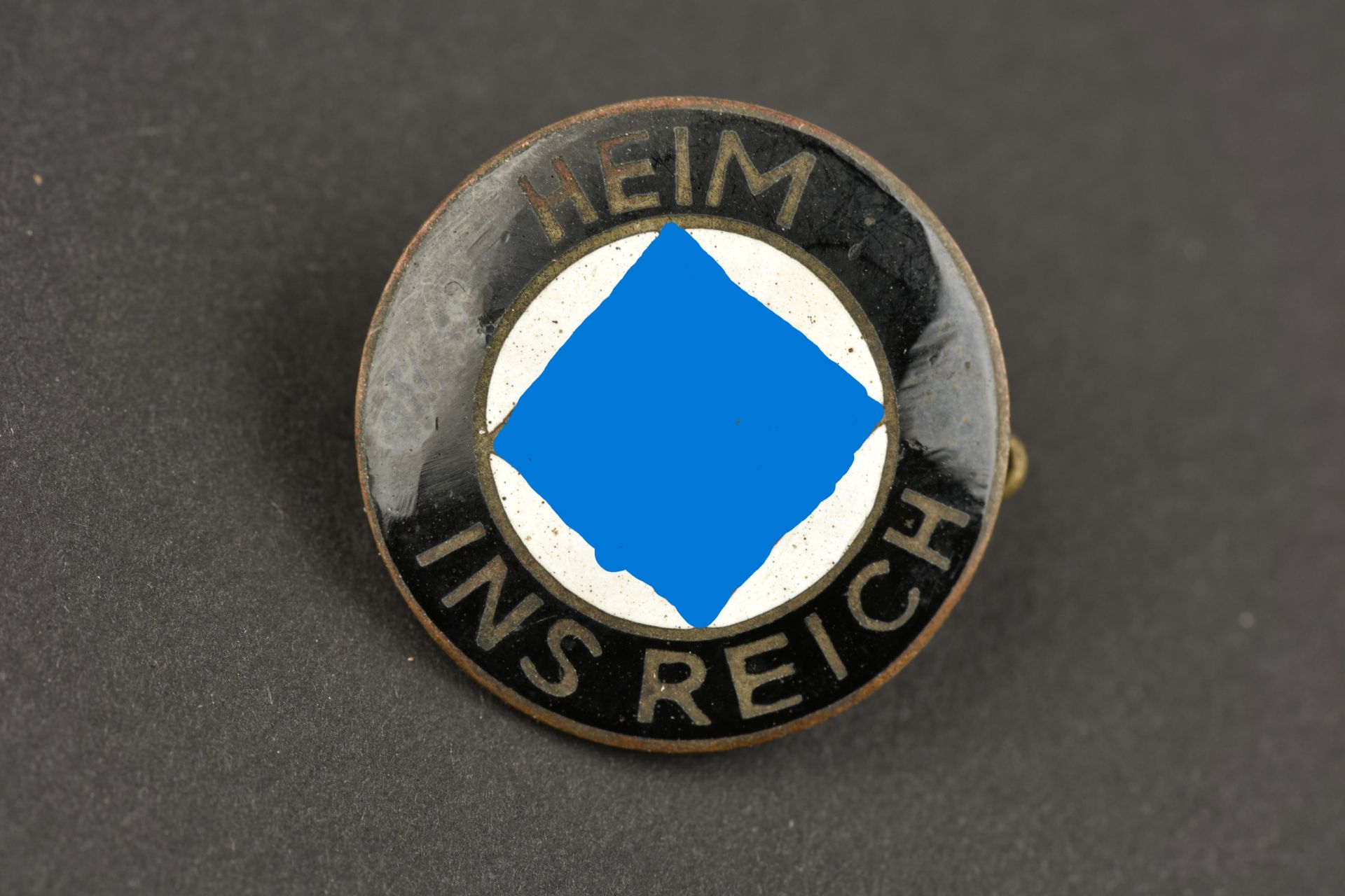 Insigne Heim Ins Reich. Heim ins Reich insignia.