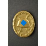 Insigne des blesses or. Gold wounded badge.