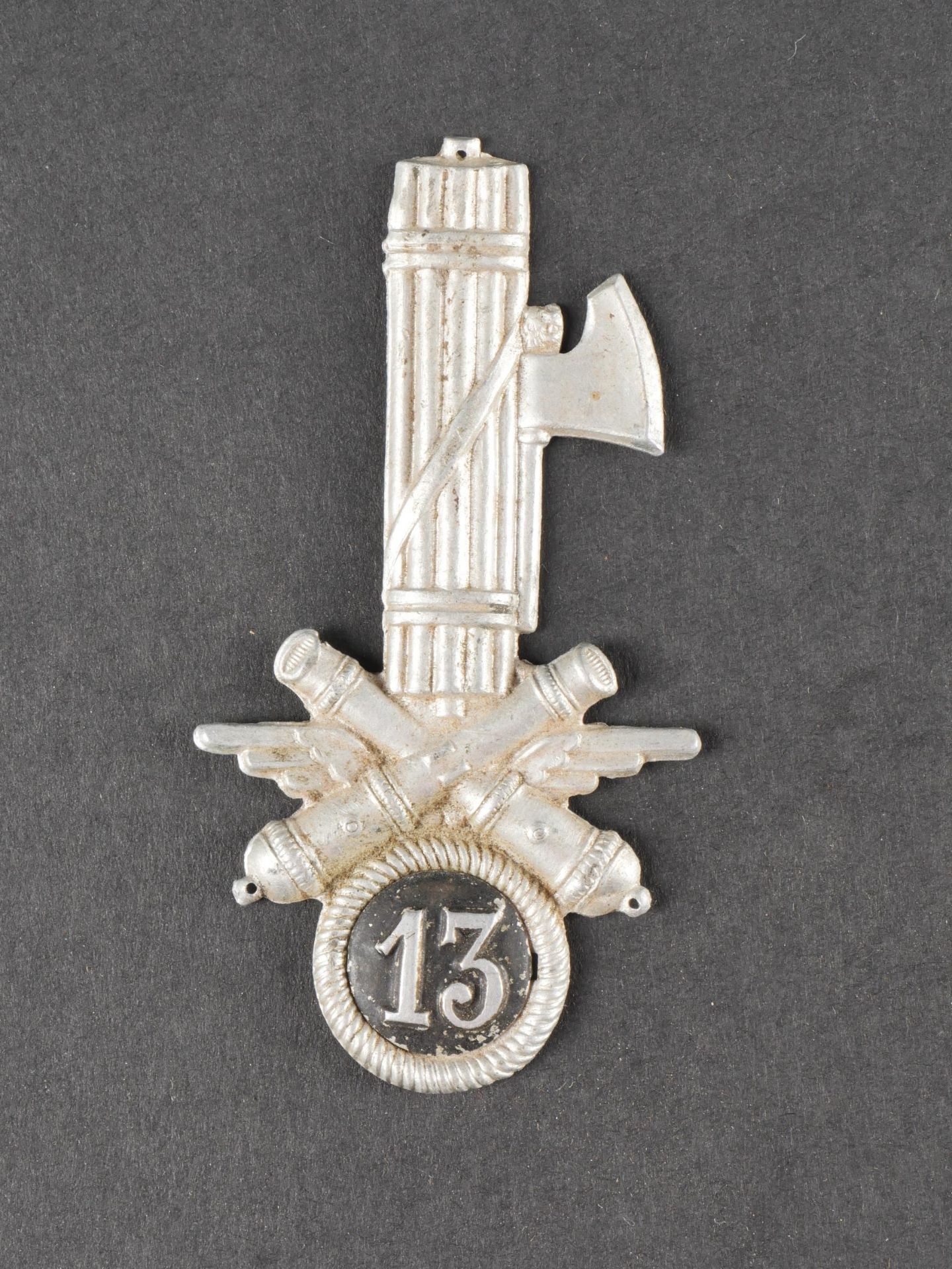 Lot de deux insignes de fez ou de calot. Set of two fez or cap badges. - Image 3 of 4