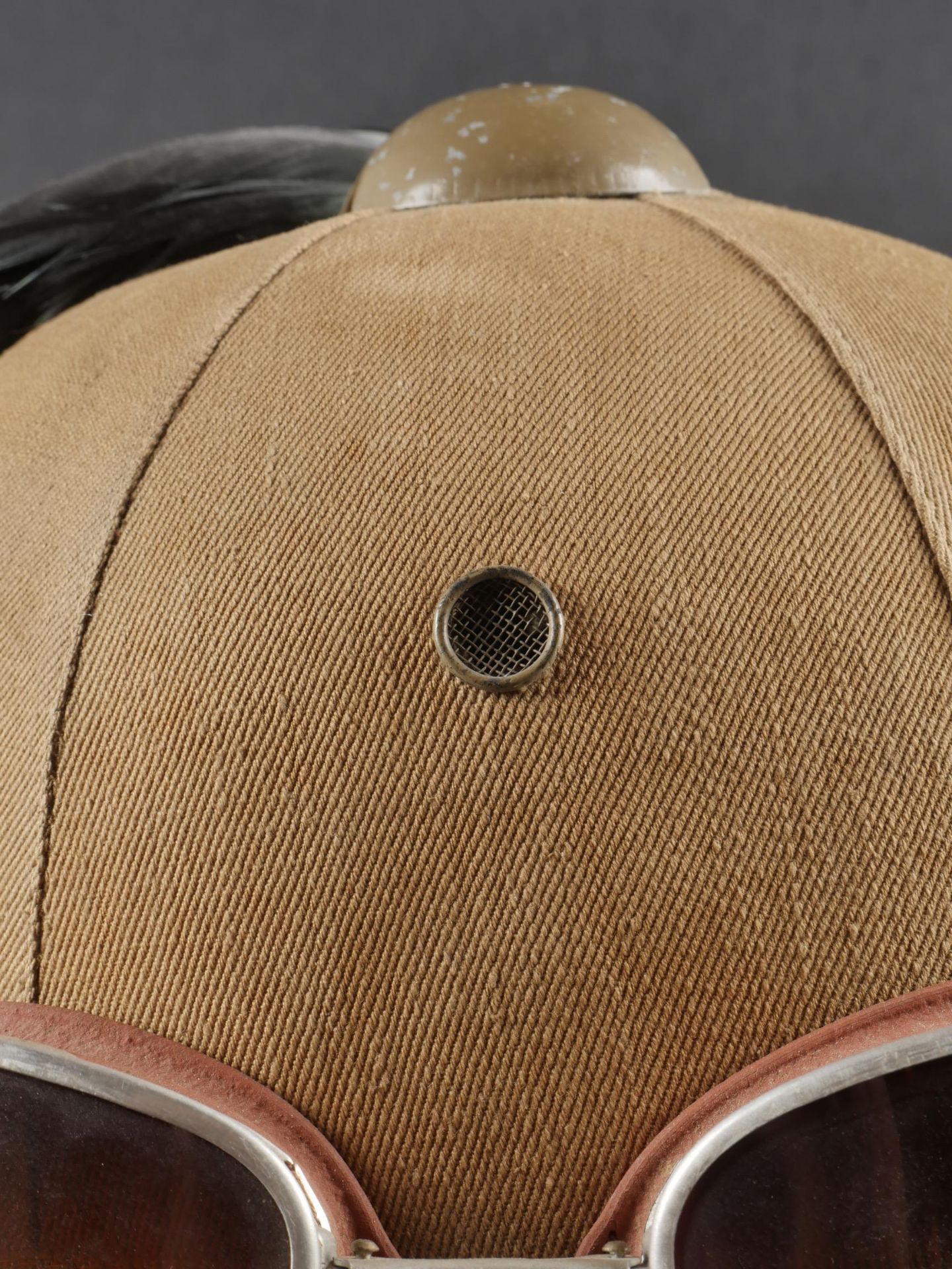 Casque tropicale du 8eme Regiment Bersaglieri. Tropical helmet of the 8th Bersaglieri Regiment. - Image 6 of 19