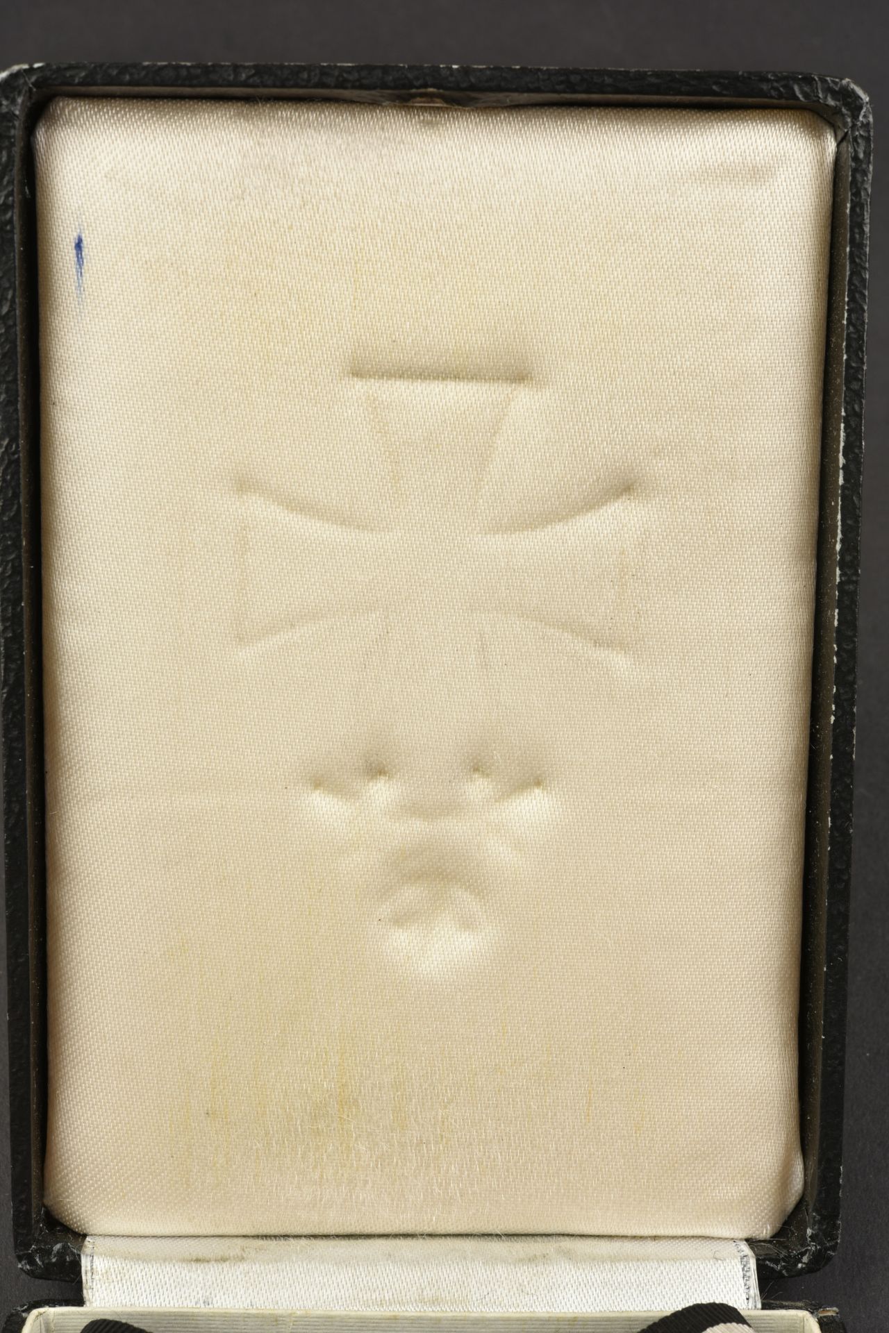 Reproduction de Croix de Chevalier. Reproduction of a Knight s Cross. - Image 14 of 17