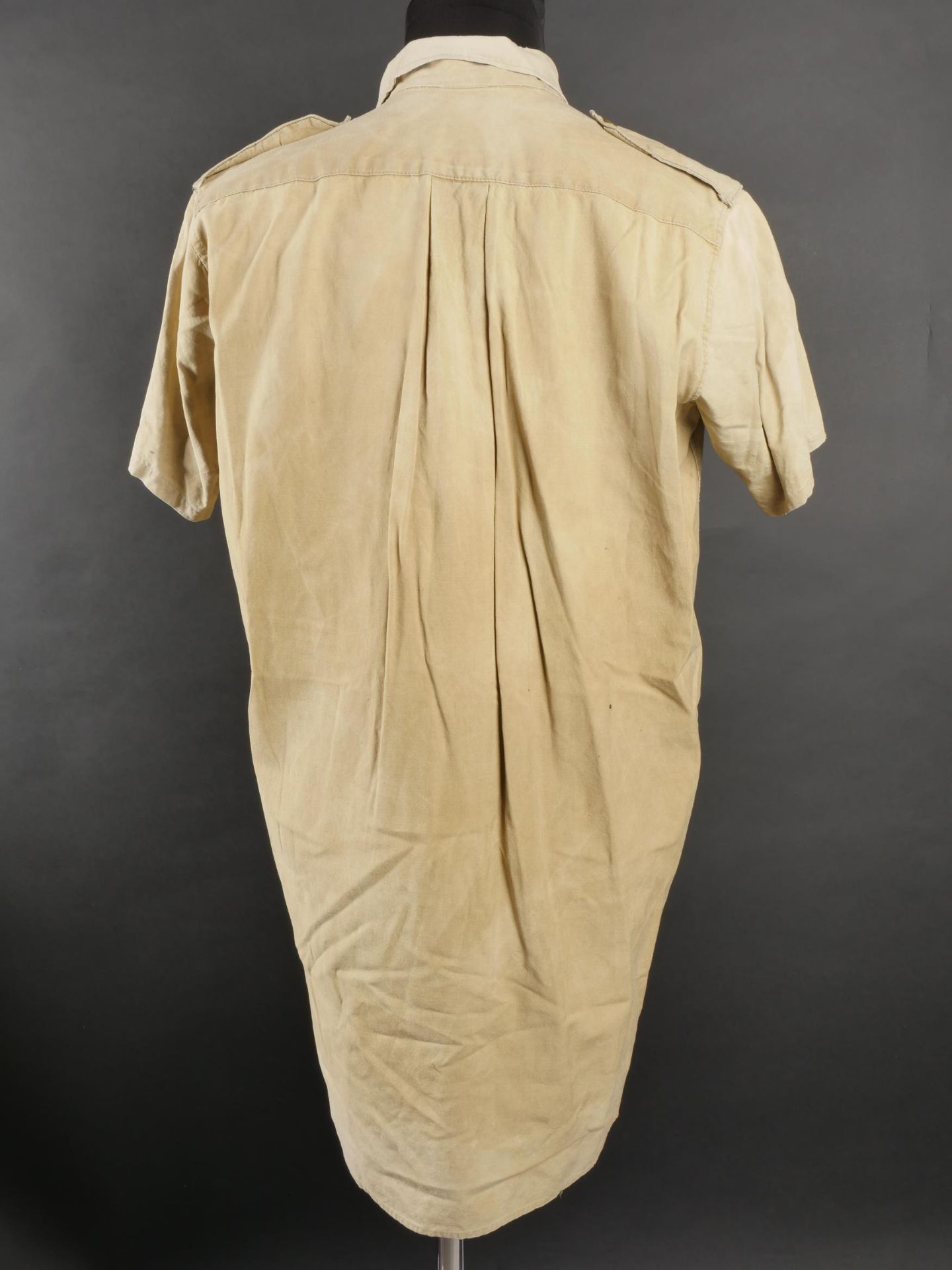 Chemise troupe. Troop shirt. - Image 15 of 18