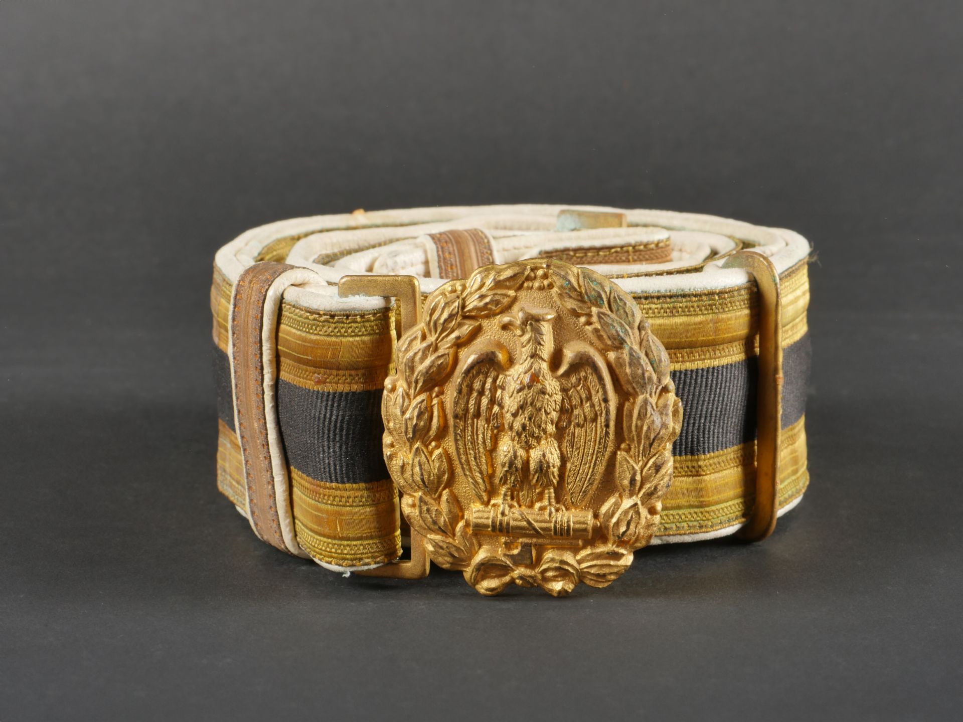 Lot de deux ceinturons dÕ-officier de la MVSN. Set of two MVSN officer s belts. - Image 11 of 19